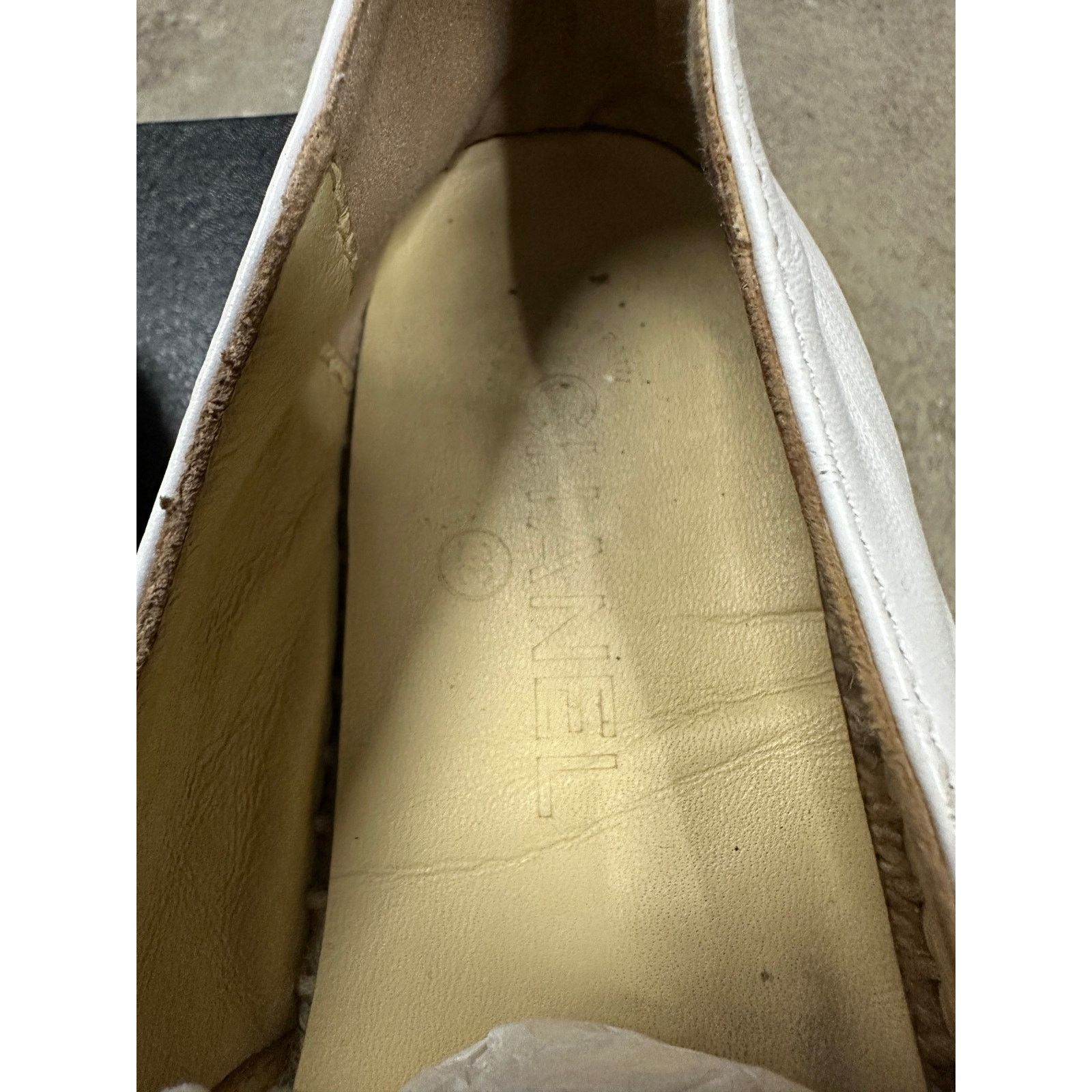 Chanel Chanel Espadrilles White Gum Used 38 (US 6) With Box Size US 6 / IT 36 - 3 Thumbnail