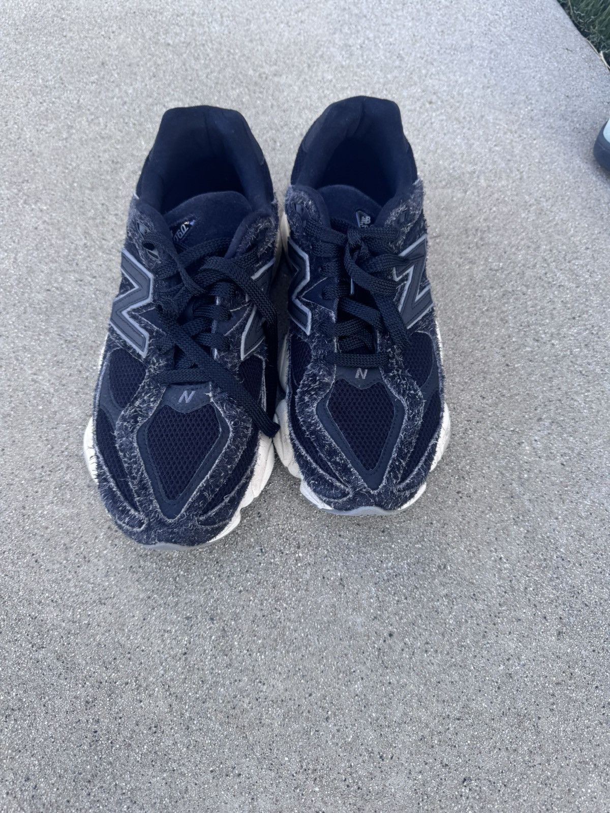 New Balance New balance 9060 Size US 9.5 / EU 42-43 - 1 Thumbnail