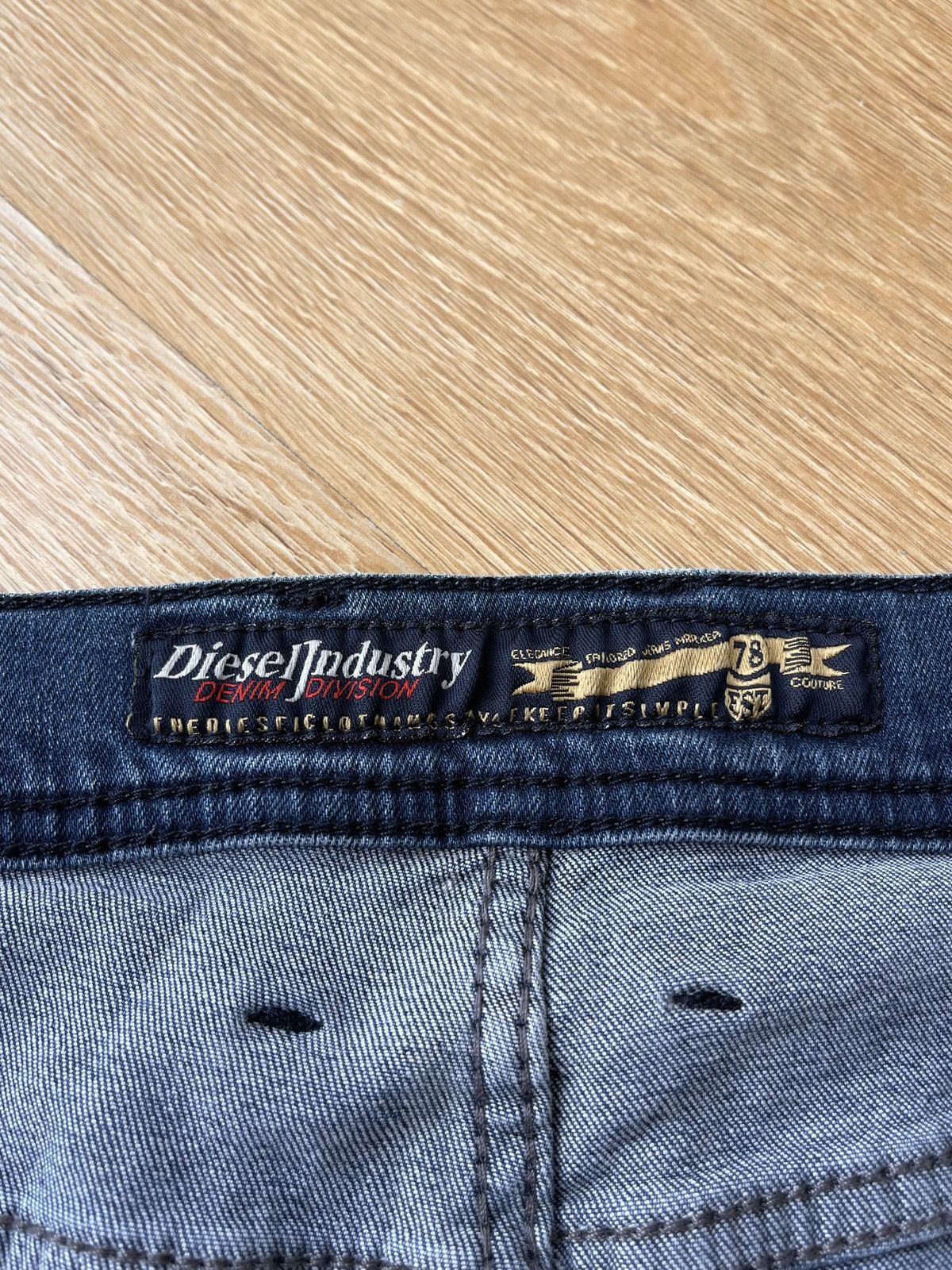 Diesel Vintage Diesel Distressed Studded Denim Jeans Size US 32 / EU 48 - 17 Thumbnail