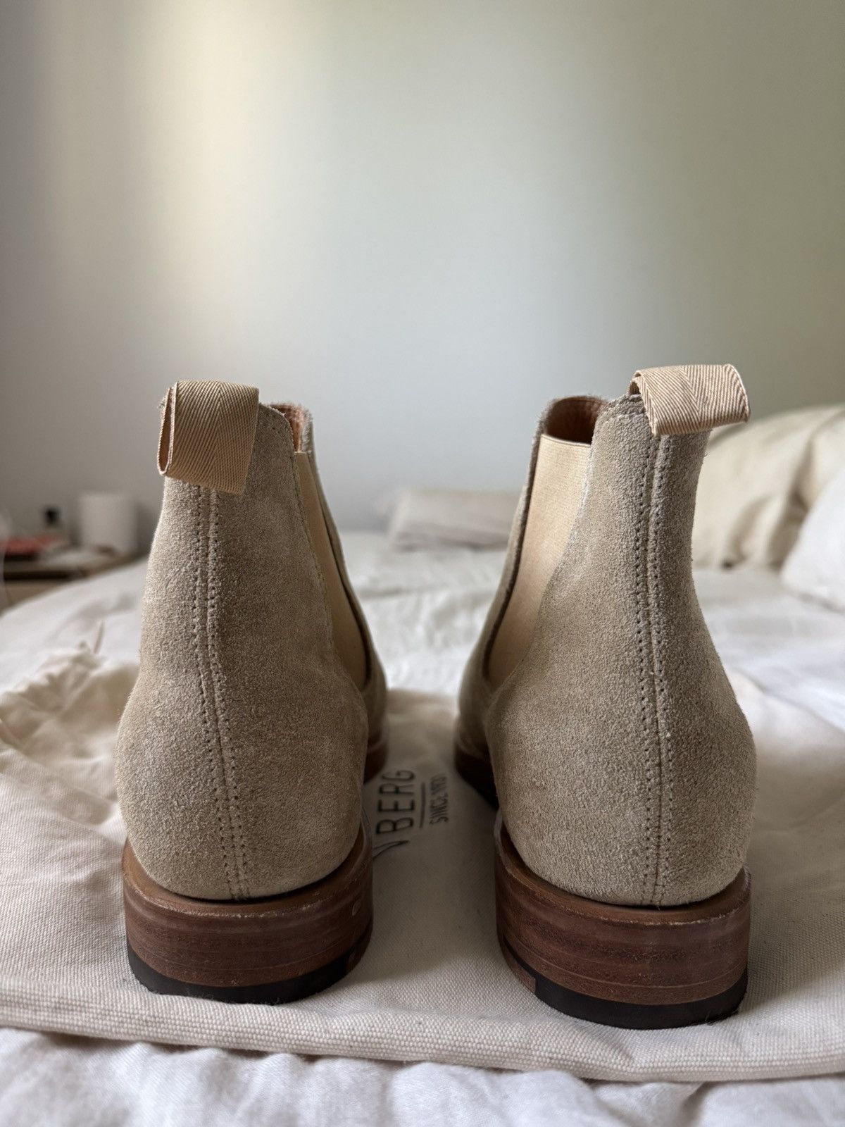 Viberg Milkshake Suede Chelsea Boots Size US 6.5 / EU 39-40 - 9 Thumbnail