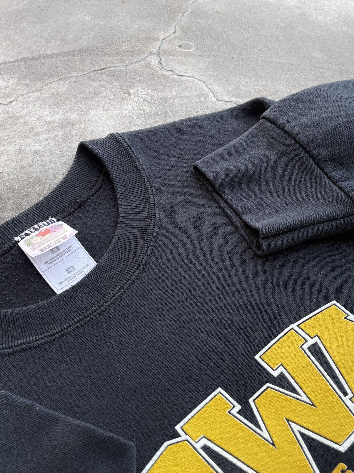 Vintage 2001 Iowa -vs- Texas Tech Sweatshirt Size US M / EU 48-50 / 2 - 8 Thumbnail