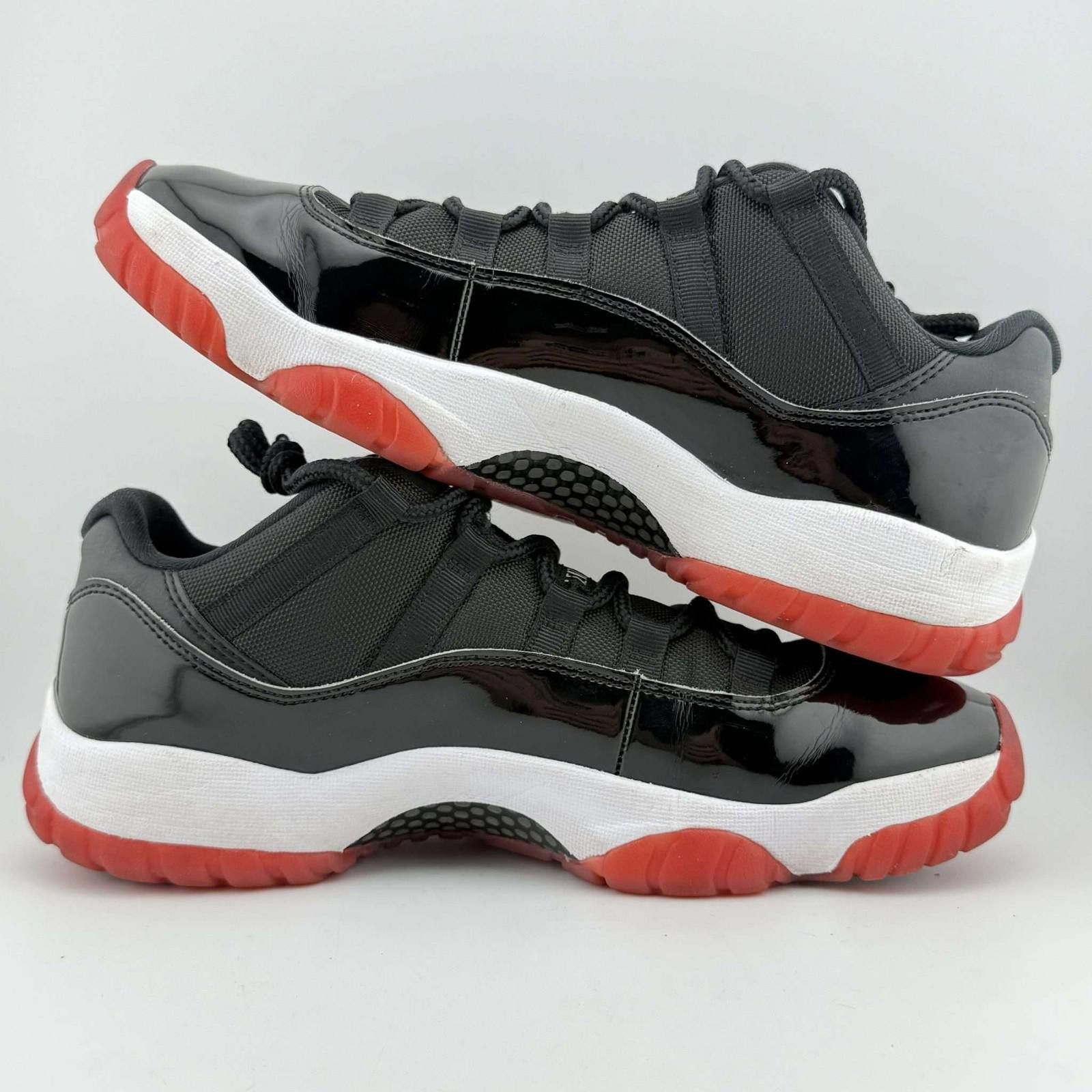 Nike Air Jordan 11 Retro Low Black/Varsity Red-White Size US 11 / EU 44 - 7 Thumbnail