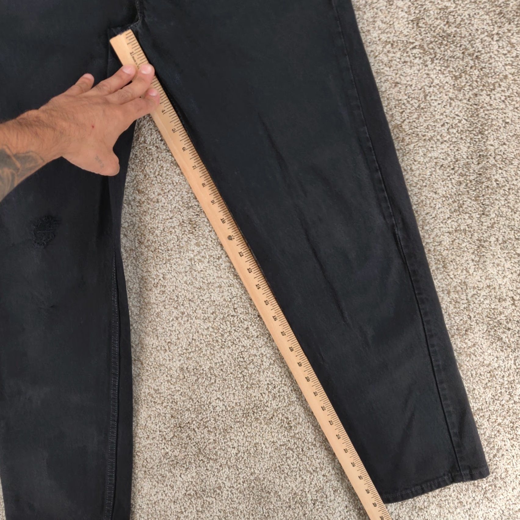 Levi's VINTAGE Levi's 501 Jeans Mens 29x29 Black Denim Button Fly USA 70s Size US 29 - 4 Thumbnail
