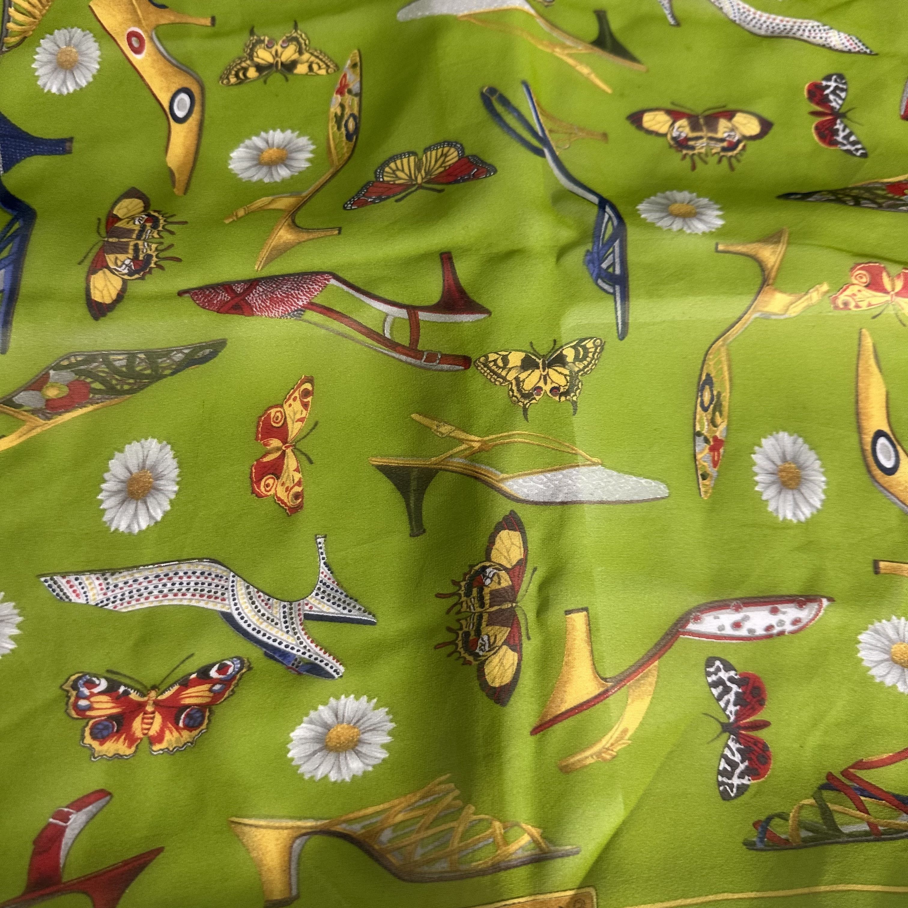 Salvatore Ferragamo × Silk Laundry 🔥RARE🔥Salvatore Ferragamo Silk Neckerchief Scarf Headband Size ONE SIZE - 2 Thumbnail