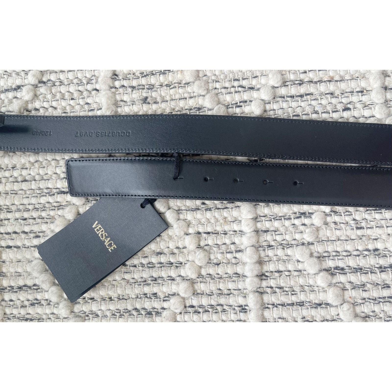 Versace $895 NWT Versace Black Medusa Logo Leather Belt 120(42) Size 42 - 5 Thumbnail