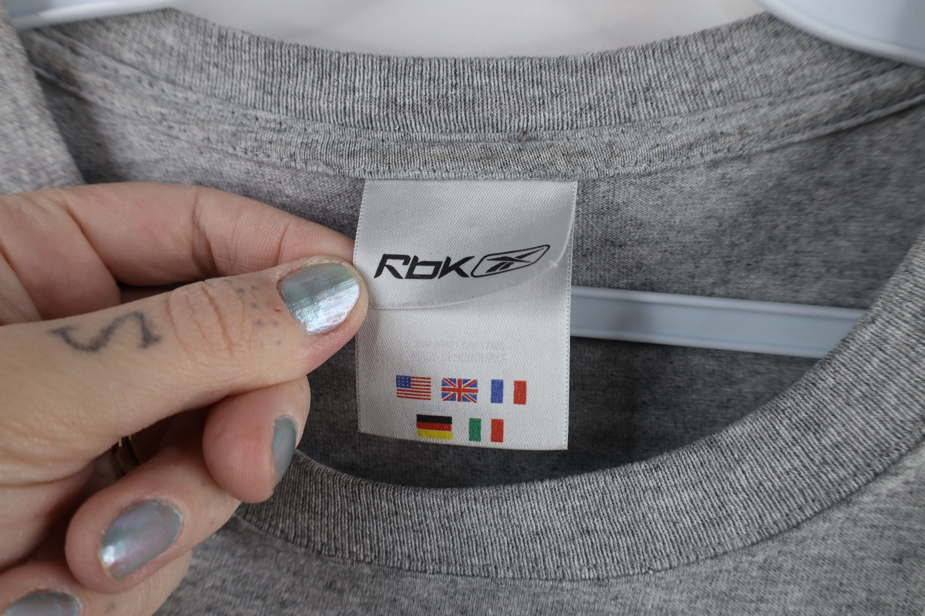 Reebok × Vintage Vintage 90s Reebok Out Striped Short Sleeve T-Shirt Gray Size US XL / EU 56 / 4 - 9 Thumbnail