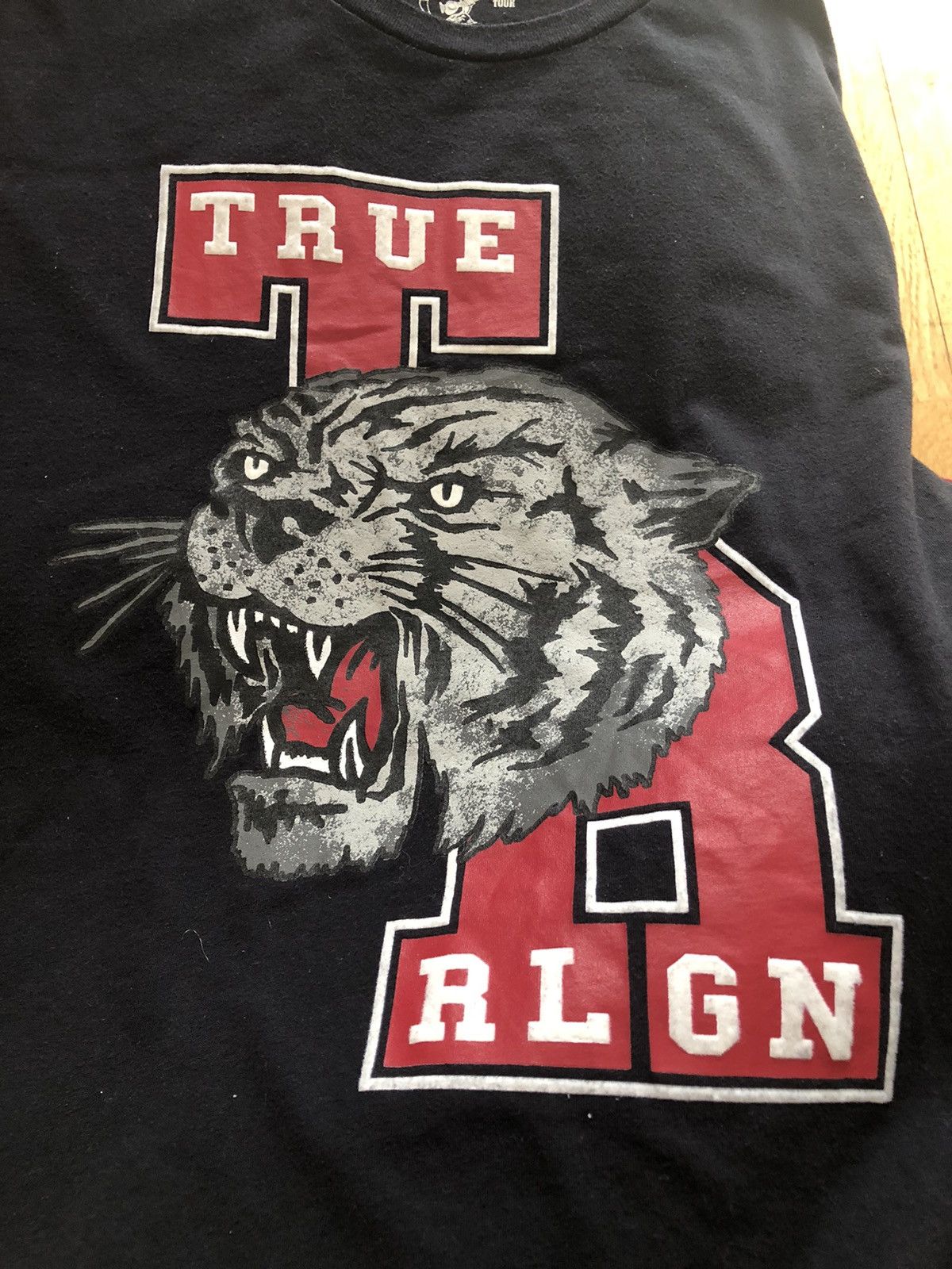True Religion TRUE RELIGION VINTAGE PRINT DESIGN TEE SHIRT Size US M / EU 48-50 / 2 - 3 Thumbnail