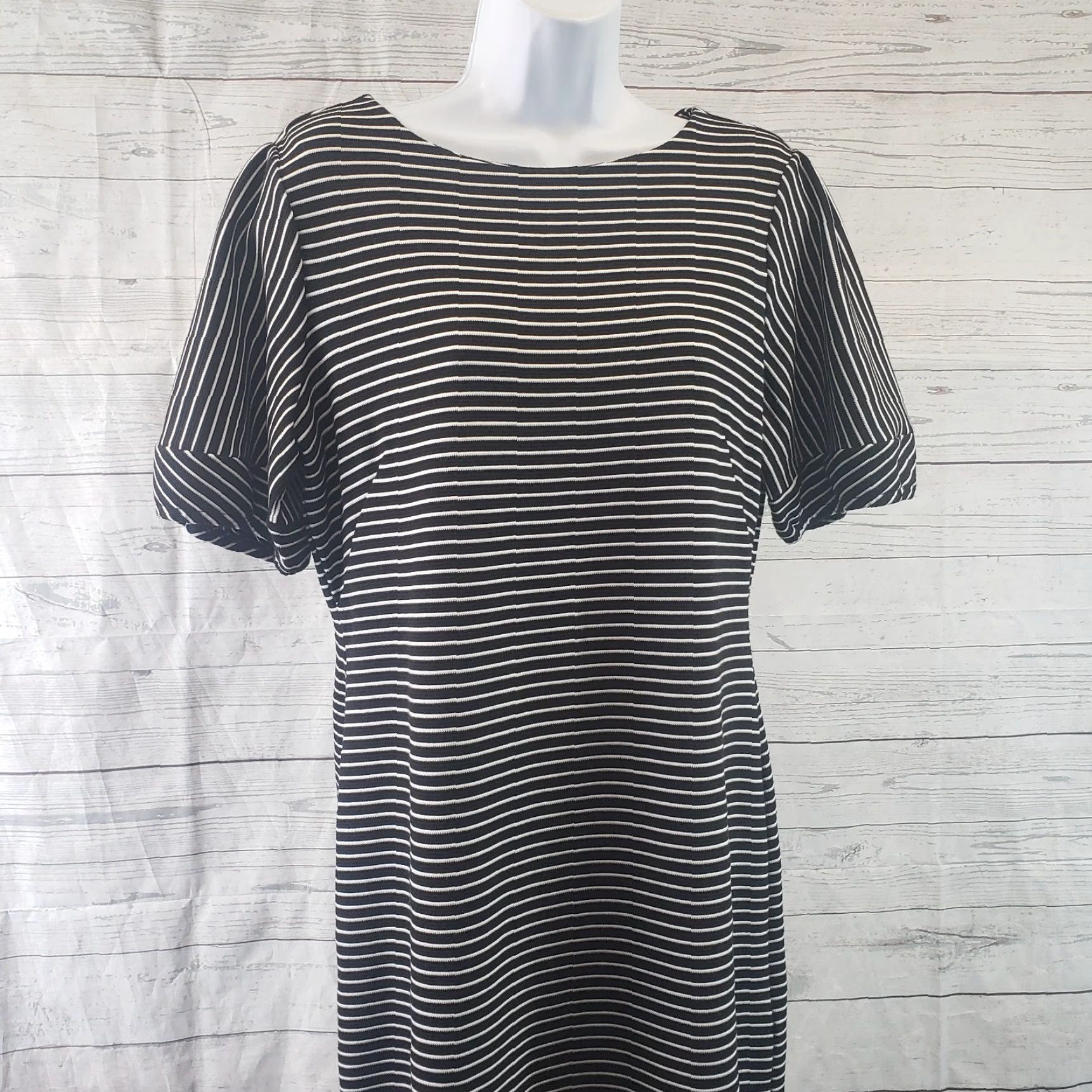 Ann Taylor Ann Taylor Womens Dress Sz 12 Black White Stripe Half Sleeves Striped Size XL / US 12-14 / IT 48-50 - 2 Thumbnail
