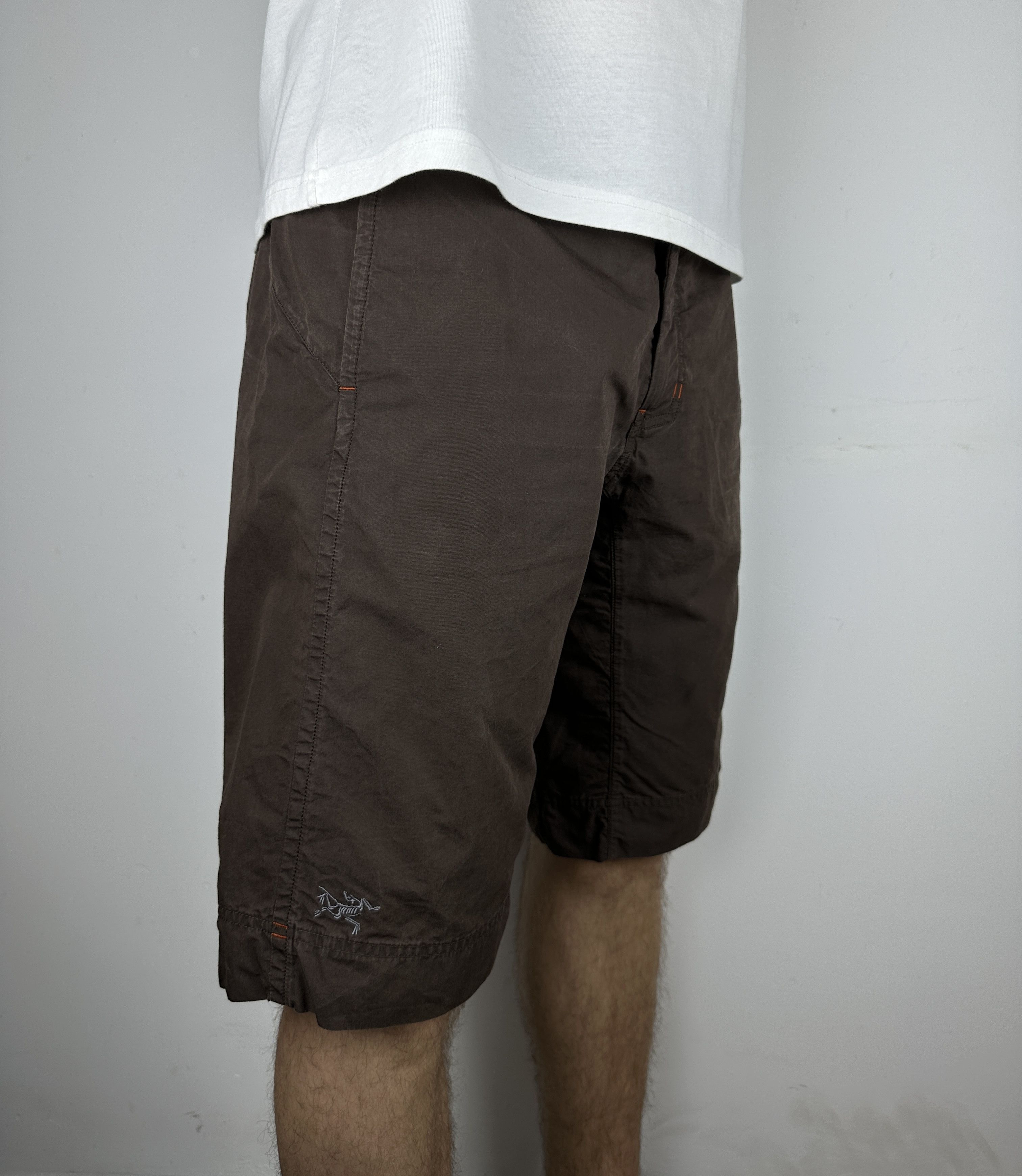 Arc'teryx Arcteryx Logo Brown Shorts With Belt Size US 36 / EU 52 - 2 Thumbnail