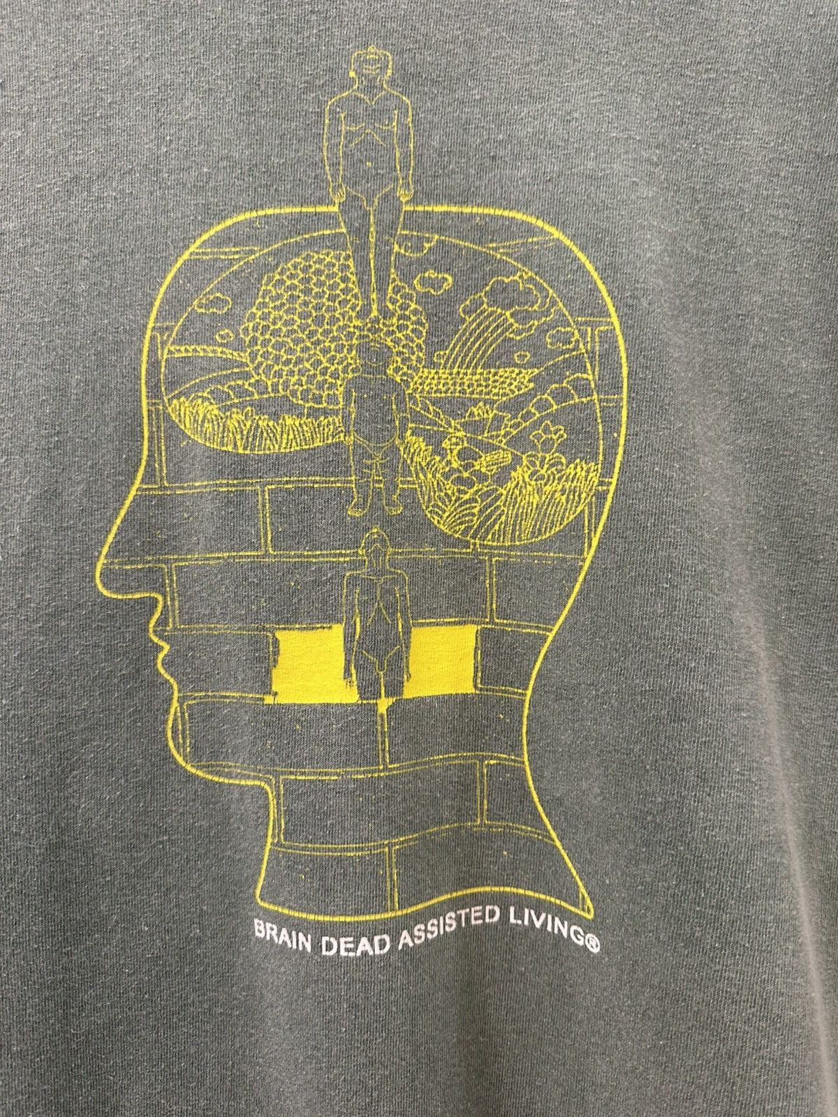 Brain Dead Brain Dead Assisted Living tee - Large Size US L / EU 52-54 / 3 - 2 Thumbnail