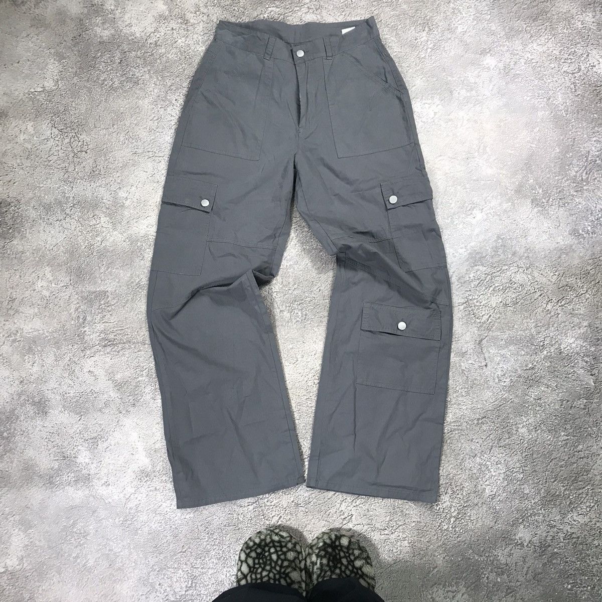 Vintage Y2K Baggy Cargo Pants Flared Parachute Streetwear Faded 29 Size US 29 - 2 Thumbnail
