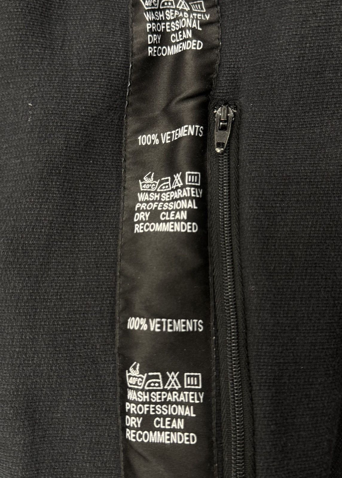 Vetements SS2018 Vetements ‘Wash Tag’ Sweatpants Size US 28 / EU 44 - 2 Thumbnail