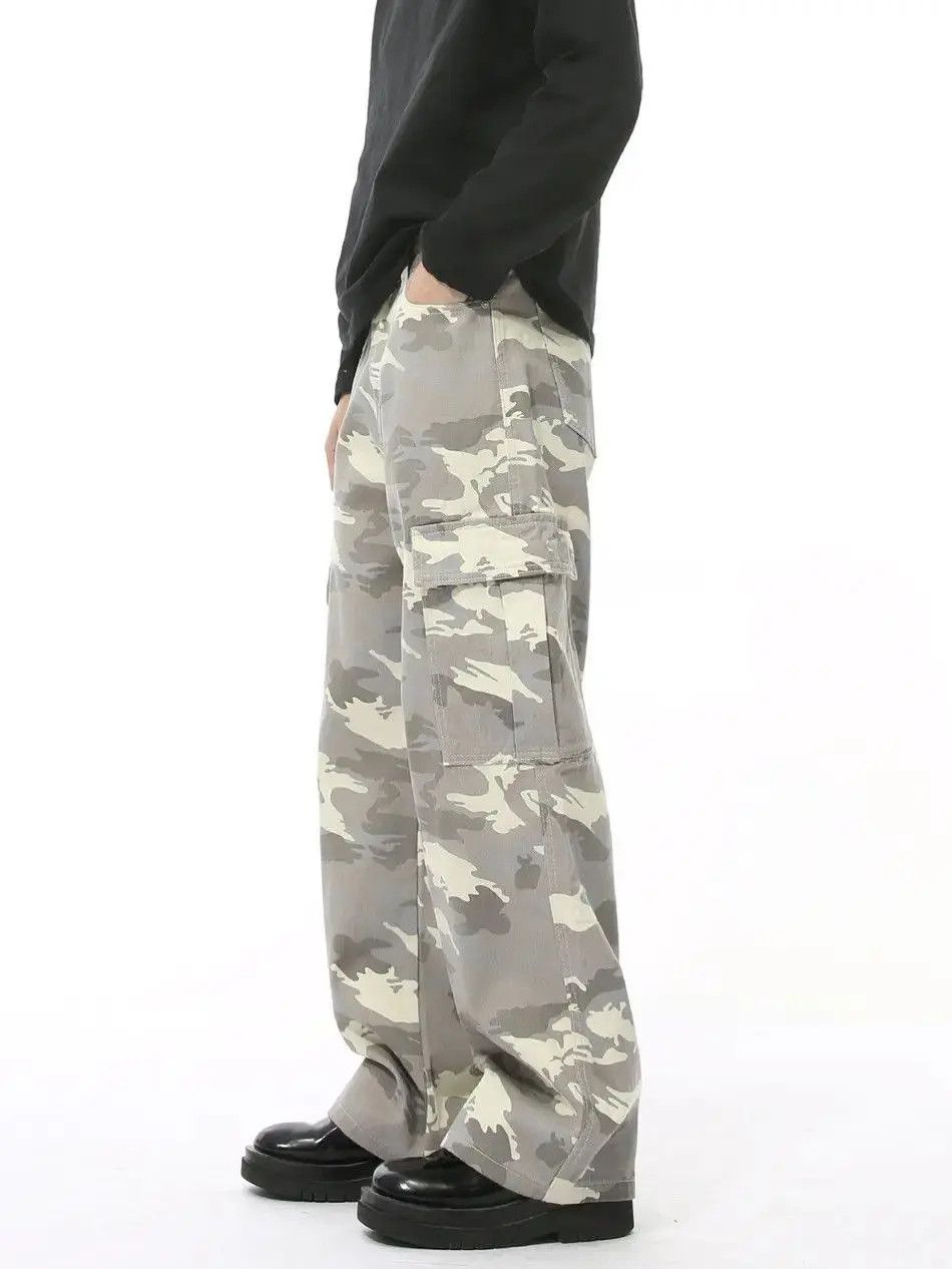 Japanese Brand Retro loose camouflage pocket jeans Size US 32 / EU 48 - 2 Thumbnail