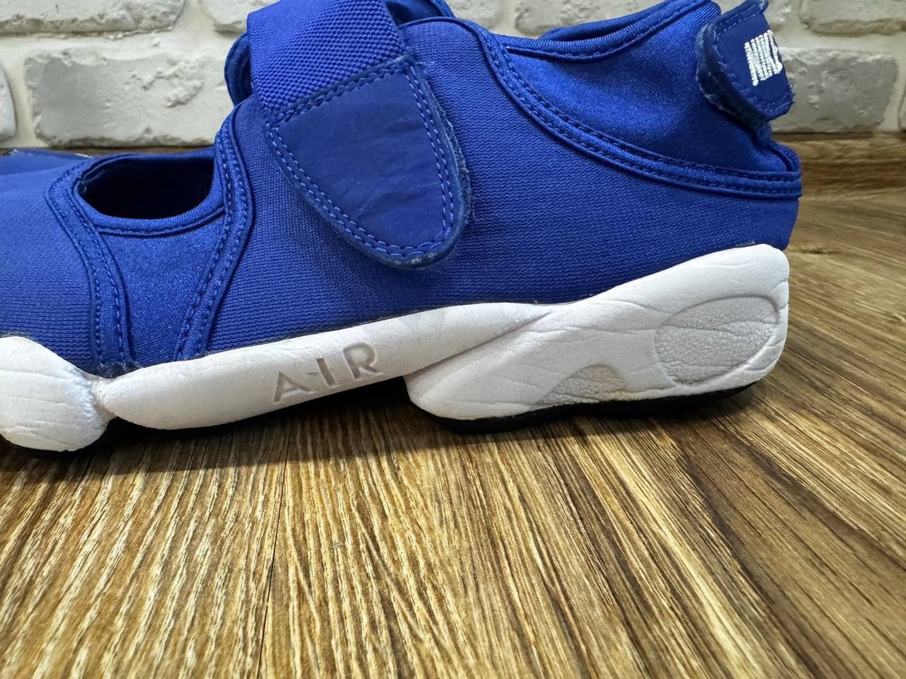 Nike Nike Air Rift MTR Hyper Blue Size US 8 / EU 41 - 2 Thumbnail