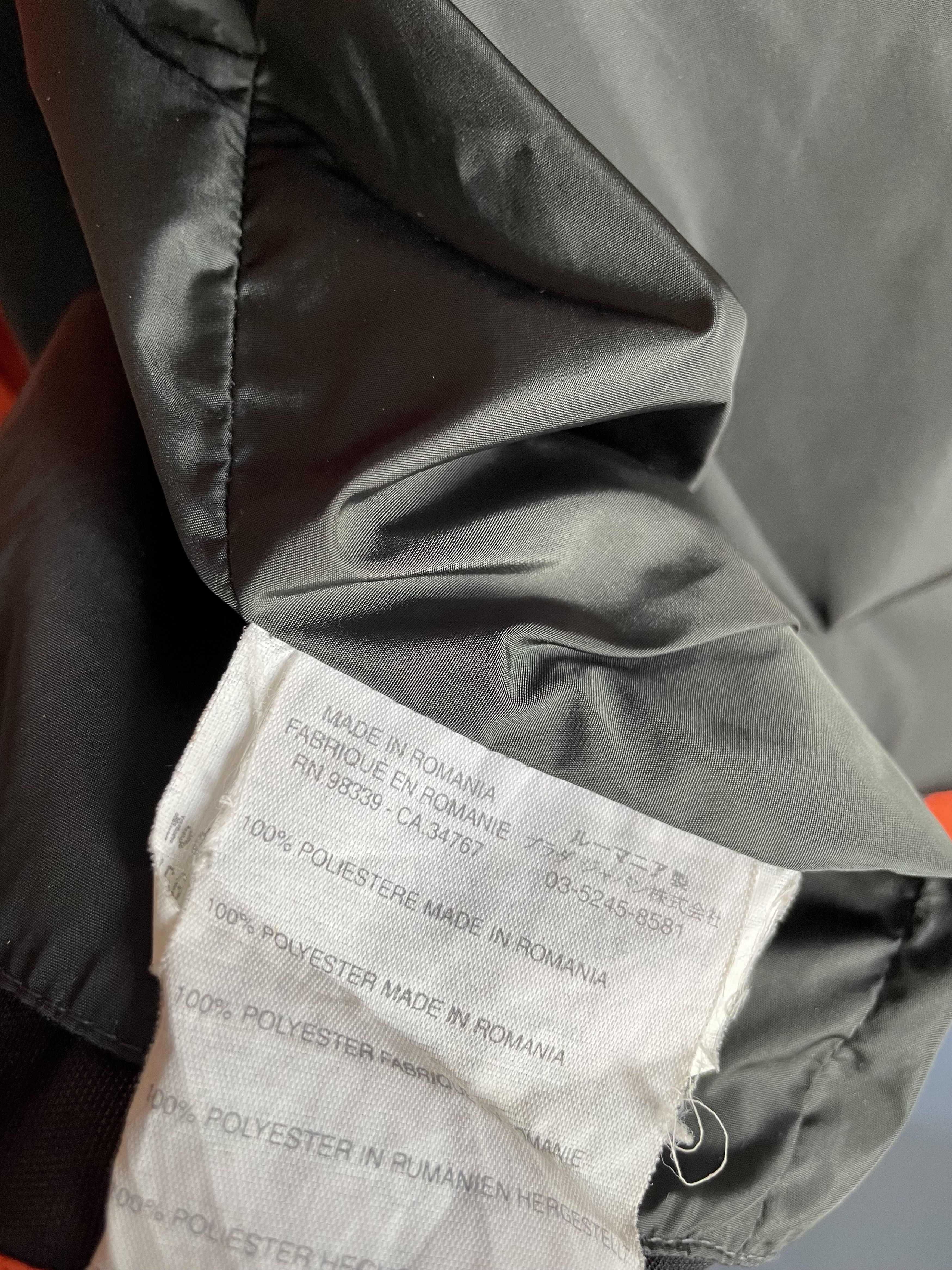 Prada orange rain coat Prada, gore tex fabric rain proof, size 48 Size US M / EU 48-50 / 2 - 4 Thumbnail