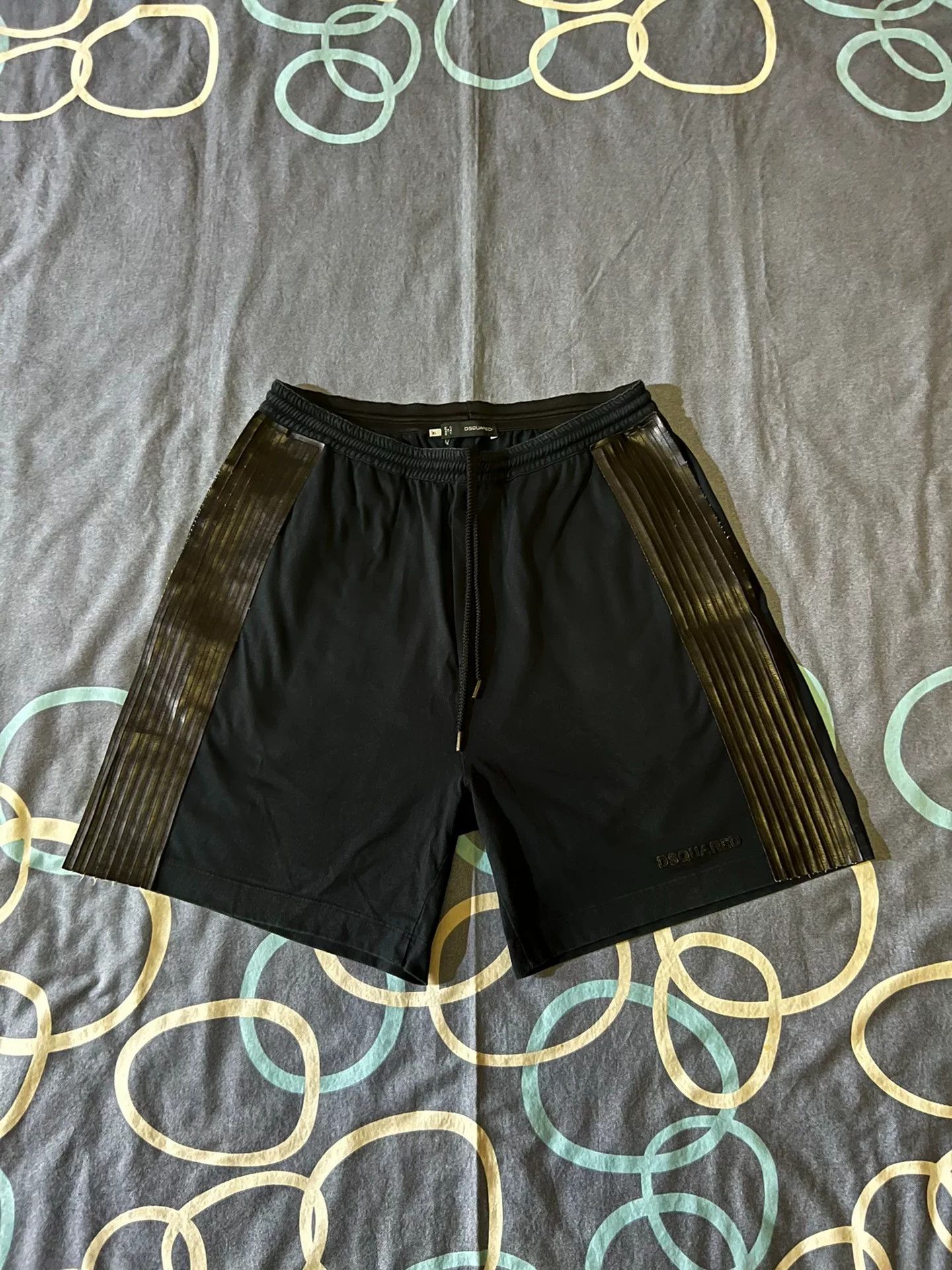 Dsquared2 DSquared2 Lambskin Pleated Casual Shorts Size US 30 / EU 46 - 1 Thumbnail