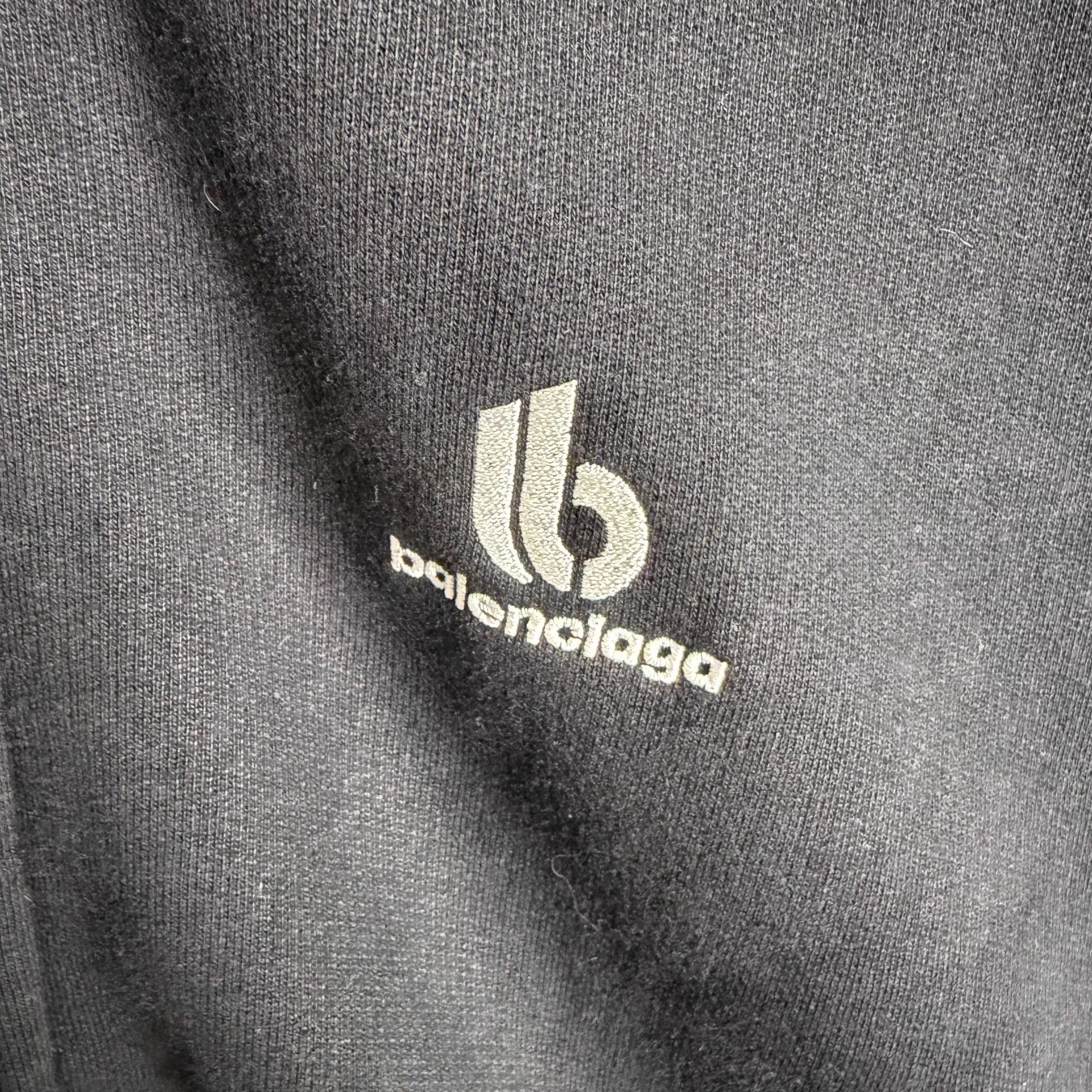 Balenciaga Balenciaga Logo Embroidered Zip Hoodie Black Size 4 Size US XL / EU 56 / 4 - 5 Thumbnail