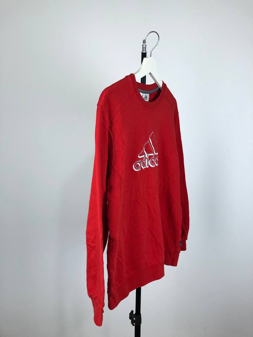 Adidas Adidas Sweatshirt Crewneck Vintage Center Logo size L Size US L / EU 52-54 / 3 - 5 Thumbnail