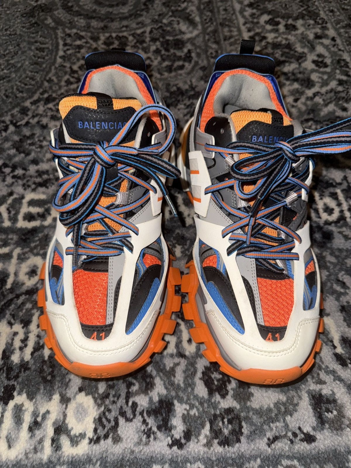 Balenciaga Balenciaga Size US 8 / EU 41 - 1 Thumbnail