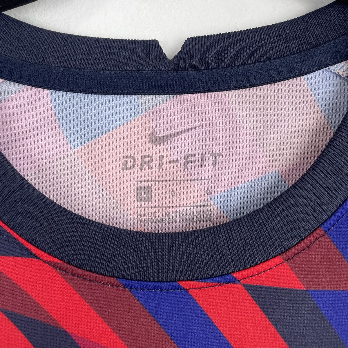 Nike Barcelona Pre-Match Nike Jersey Shirt Men 2020/2021 size L Size US L / EU 52-54 / 3 - 3 Thumbnail