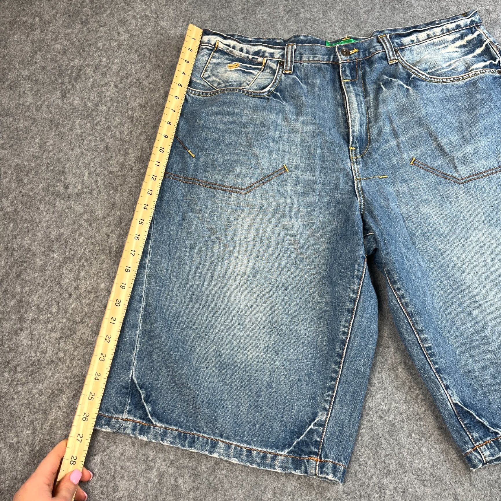 Rocawear Rocawear Mens Denim Shorts W40 Blue Baggy Y2K hip Hop Grunge Skater Vintage 90s Bermuda Casual 90s Hip Hop Mens Regular Blue Denim Shorts W40 Size US 40 / EU 56 - 3 Thumbnail