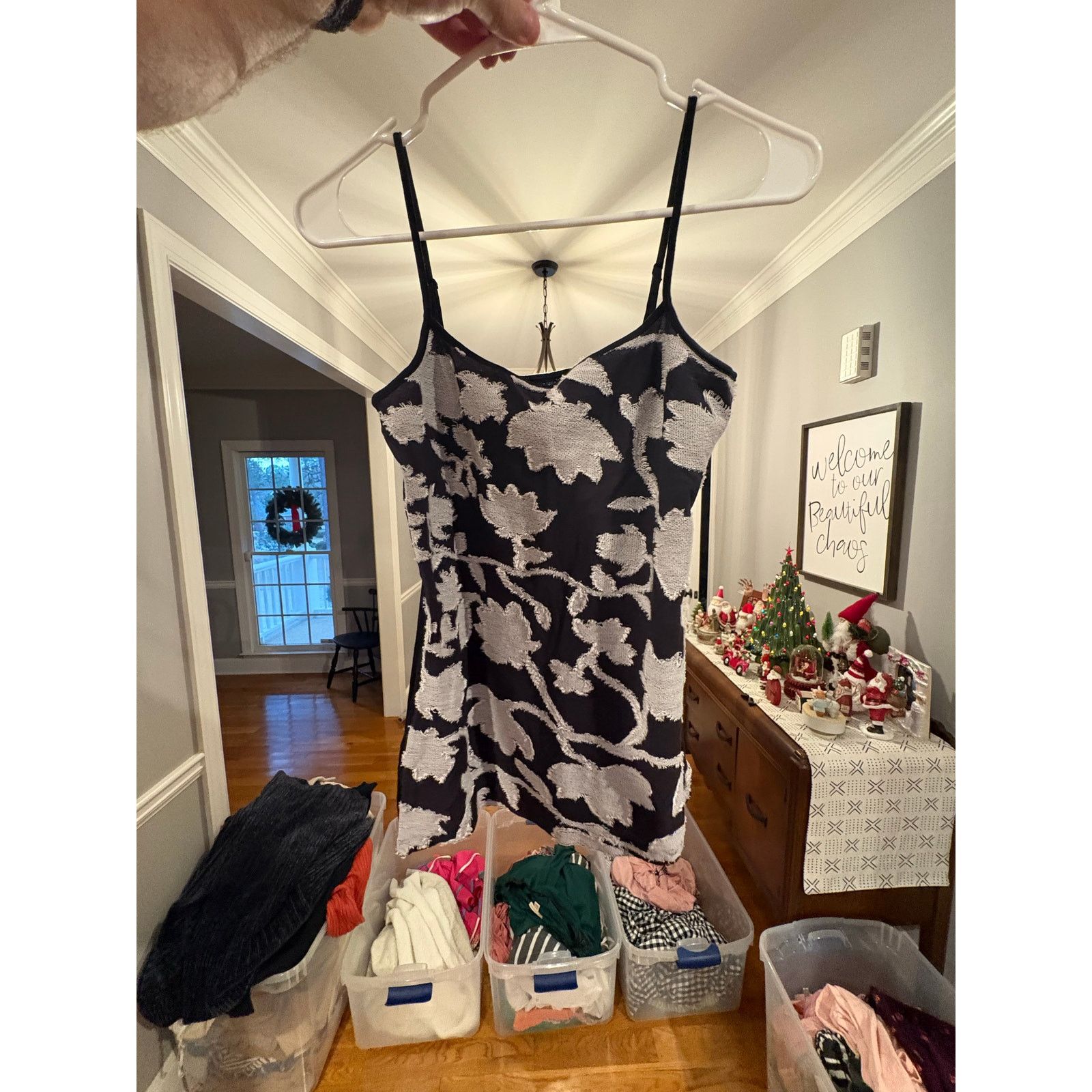 Loft LOFT Outlet Women’s Small Black & White Floral Cami Tank Top Size S / US 4 / IT 40 - 2 Thumbnail
