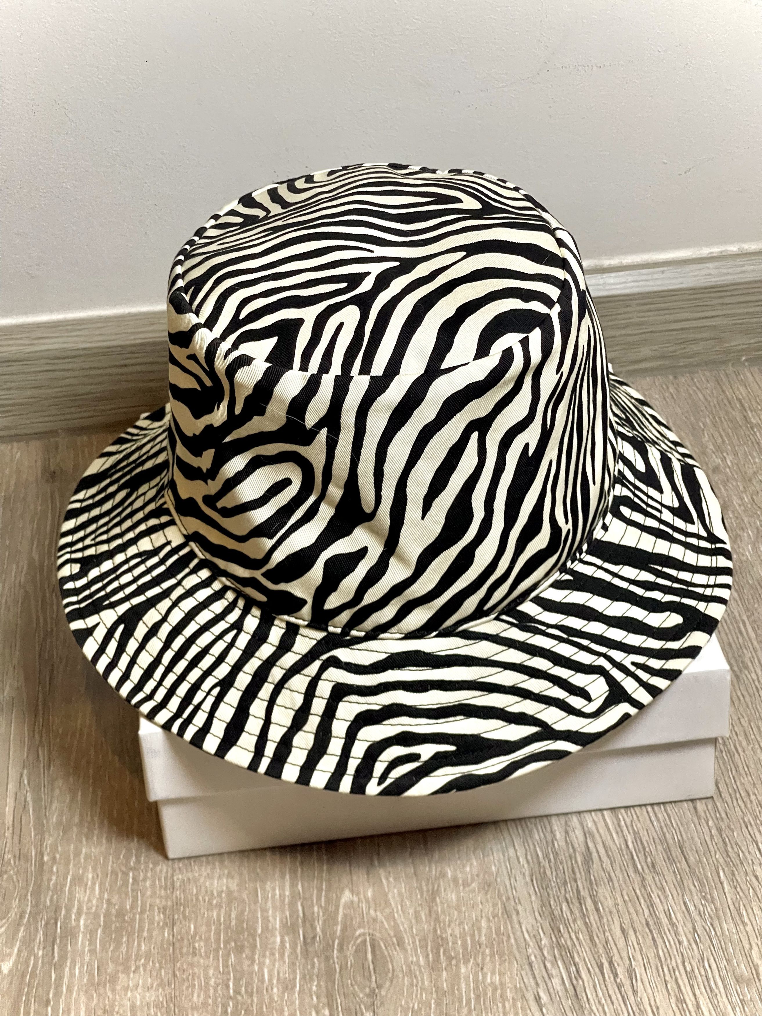 Celine CELINE BUCKET HAT SIZE M AW2022 Size ONE SIZE - 3 Thumbnail