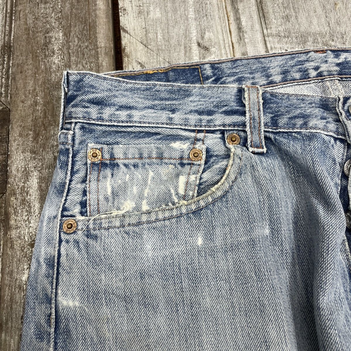 Levi's × Vintage Vintage Levis 501 Distressed Light Wash wc 377 Size US 31 - 6 Thumbnail