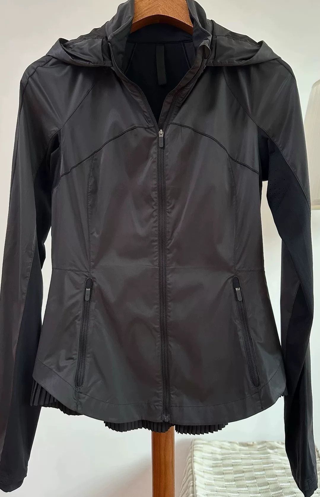 Lululemon Lululemon Goal Smesher Jacket Size XL / US 12-14 / IT 48-50 - 1 Thumbnail
