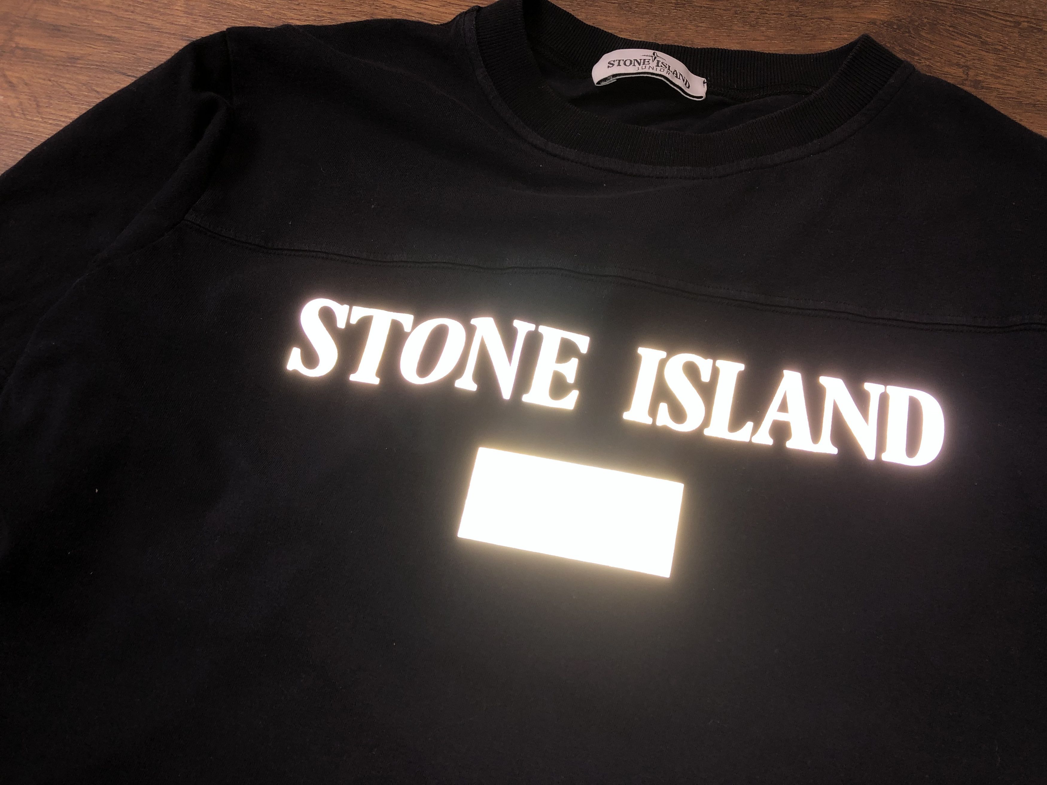 Stone Island Stone Island Junior Reflective logo t-shirt size 14y/170 cm Size US XXS / EU 40 - 4 Thumbnail