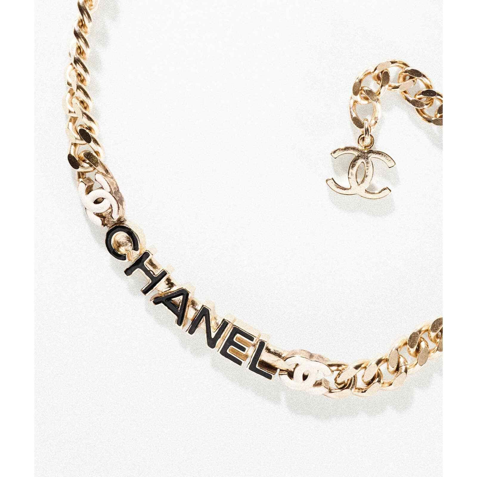 Chanel Chanel 22S Gold Name Plate CC Logo Short Choker Necklace Size ONE SIZE - 11 Thumbnail