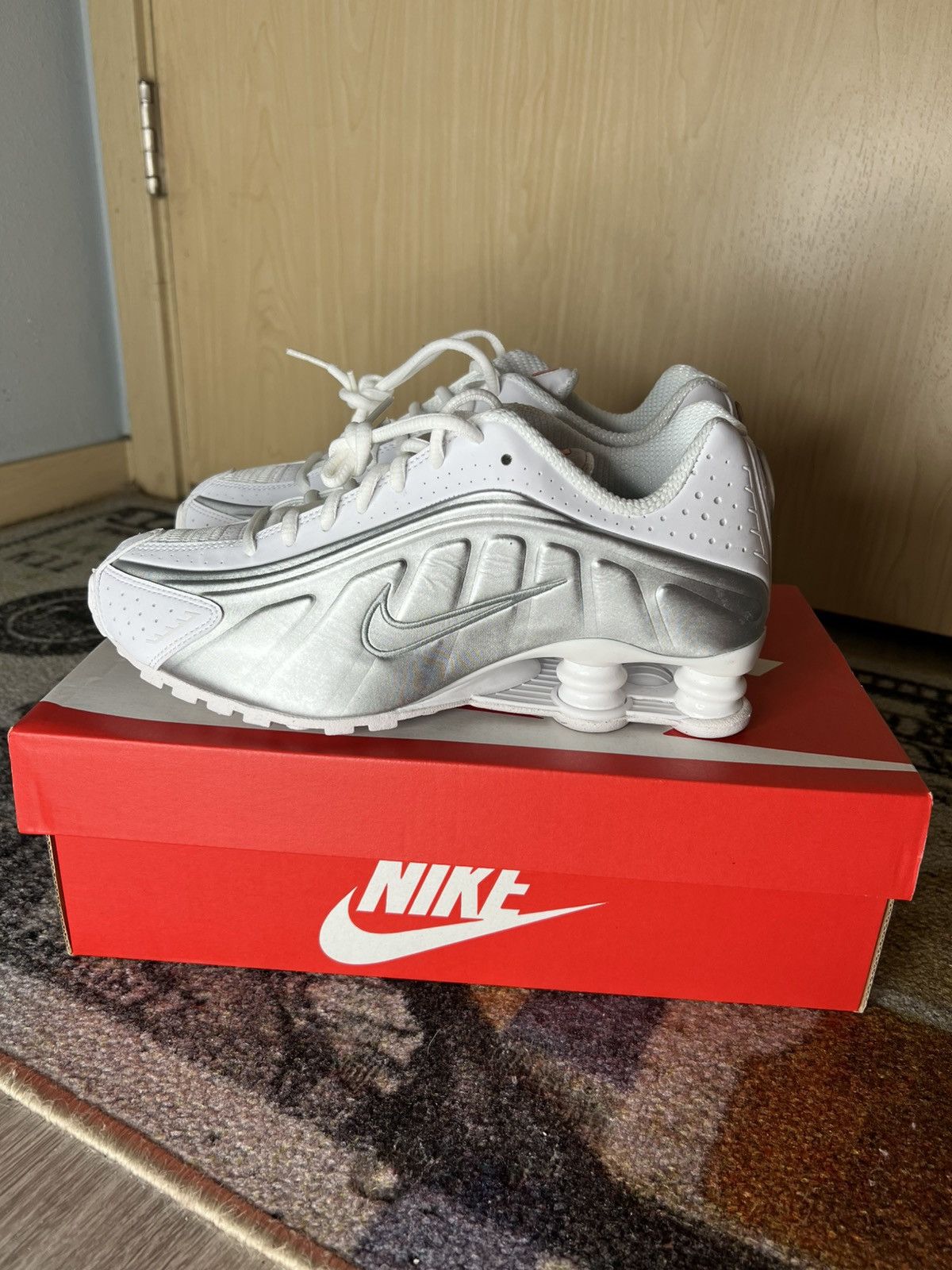 Nike Nike Shox R4 Size 8 Woman Size US 8 / IT 38 - 4 Thumbnail