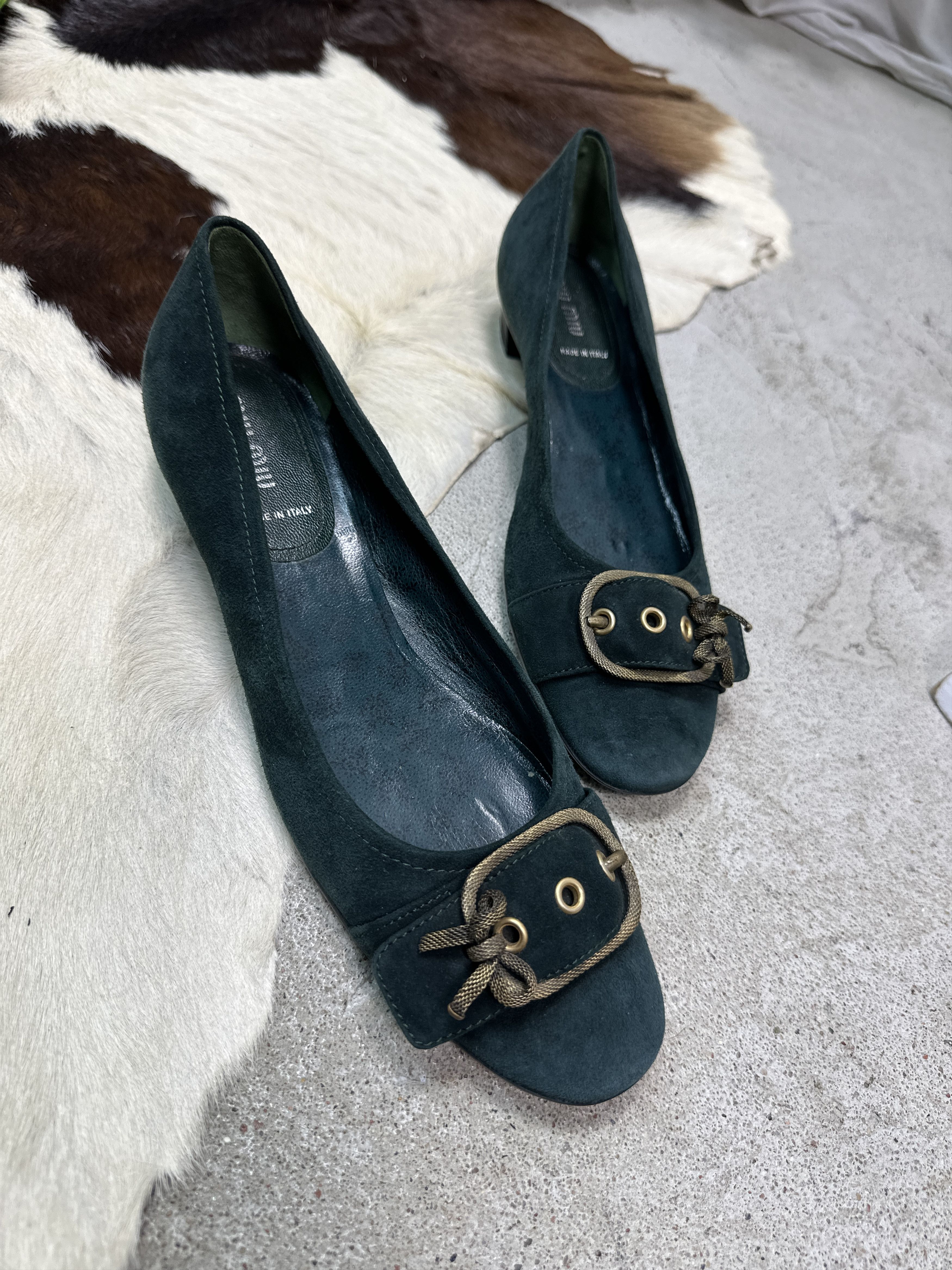 Miu Miu Vintage Avant Garde Dark Velvet Miu Miu Kitten Heels 00s Size US 9 / IT 39 - 1 Thumbnail