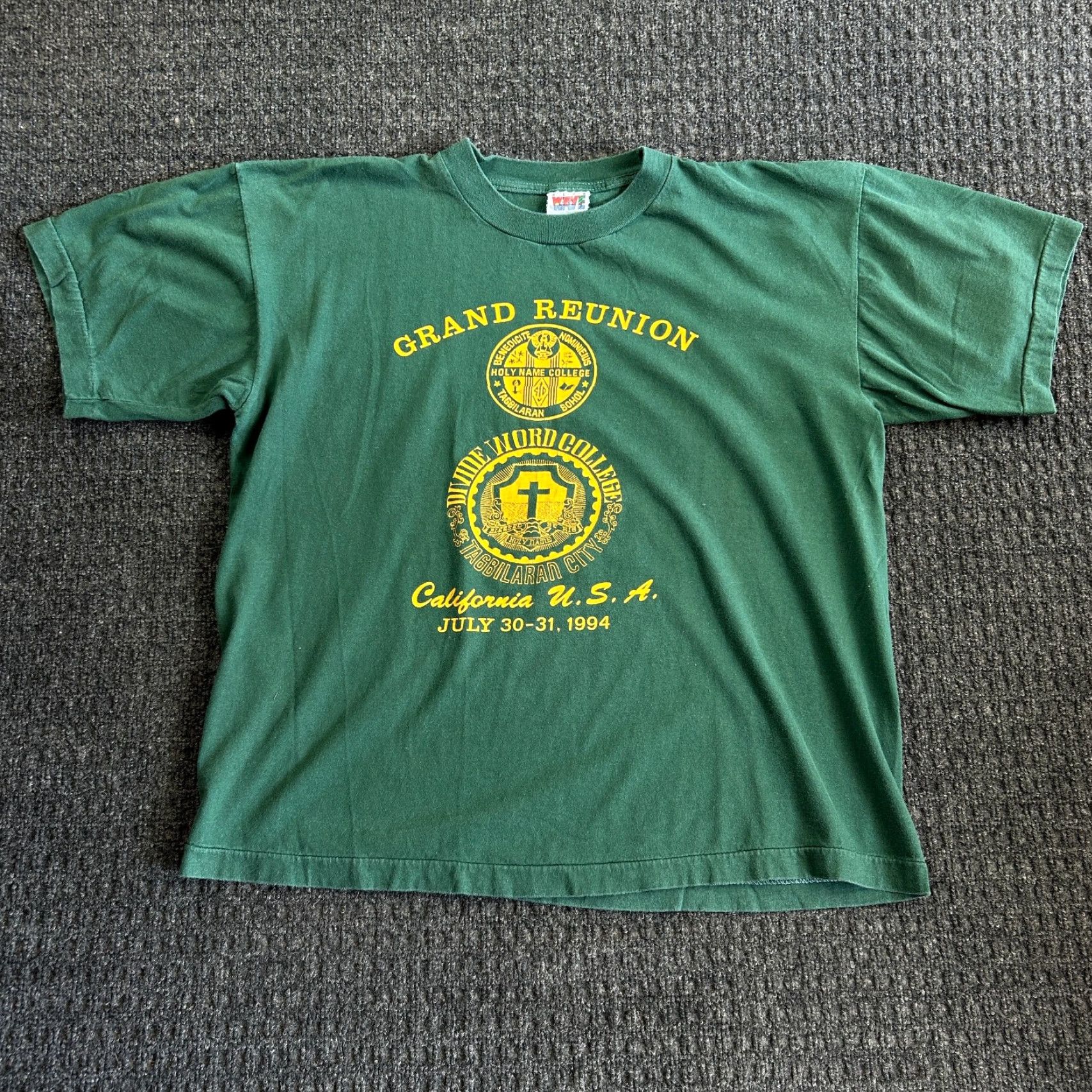 Vintage VINTAGE Blue Wave T-Shirt College Grand Reunion 90s Green XL Mens Short Sleeve Crew Neck Cotton Graphic Print Single Stitch Universal USA Size US XL / EU 56 / 4 - 3 Thumbnail
