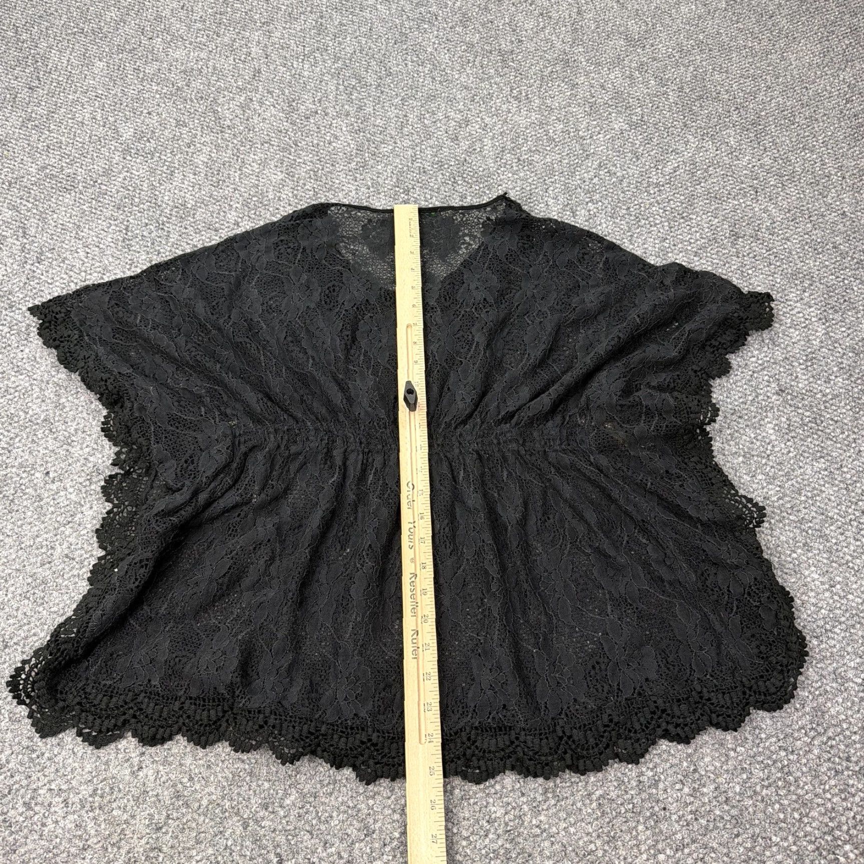 Rains Rain Top Womens Medium Black Crochet Lace Boho Peasant Blouse Tunic Coverup Kimono Sleeve V-Neck Short Sleeve Floral Lightweight Womens Blouse Size M / US 6-8 / IT 42-44 - 6 Thumbnail