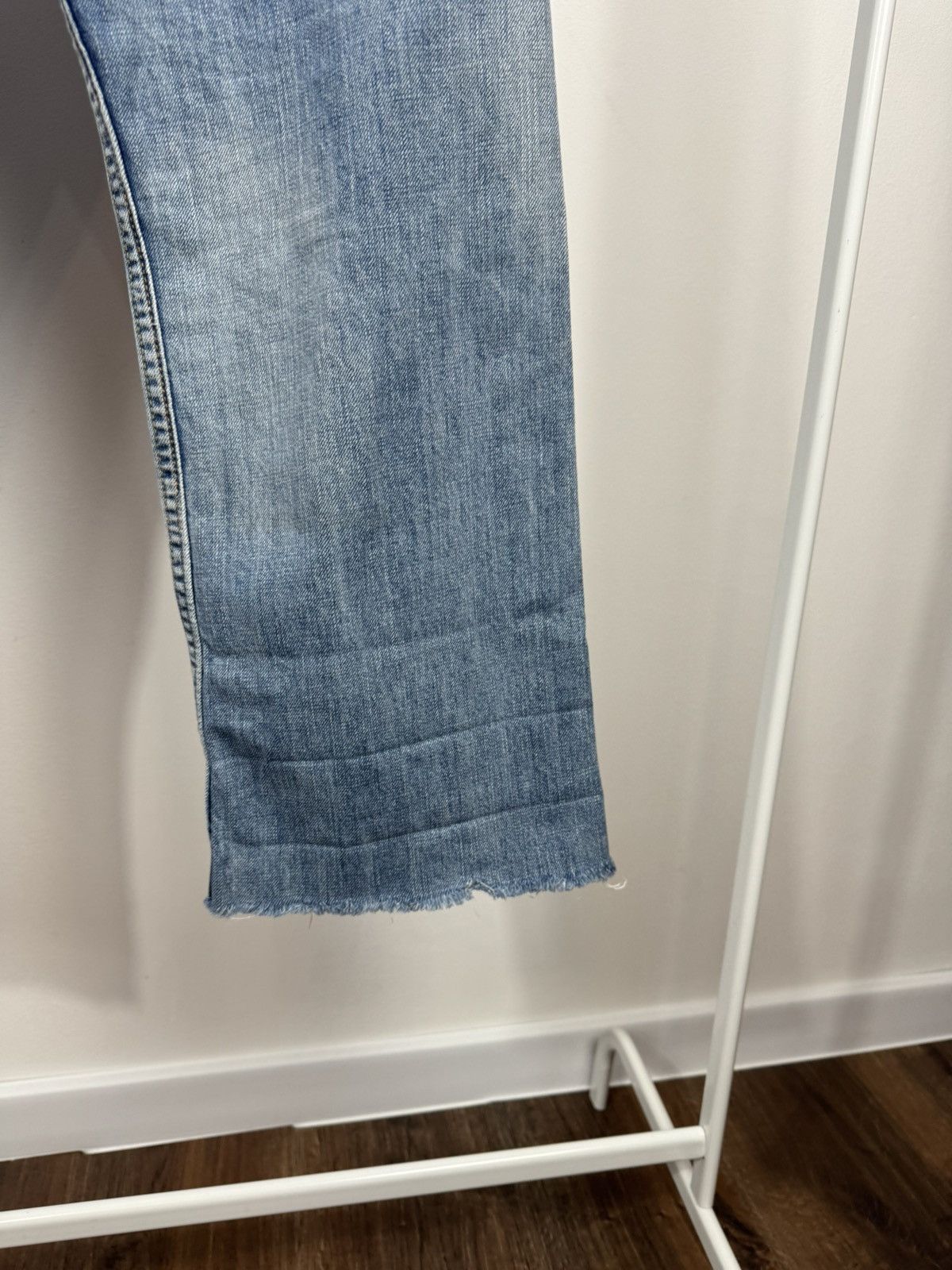 Levi's Vintage Levi’s 501 Straight Leg Jeans Light Wash Denim W32 Size US 32 / EU 48 - 6 Thumbnail