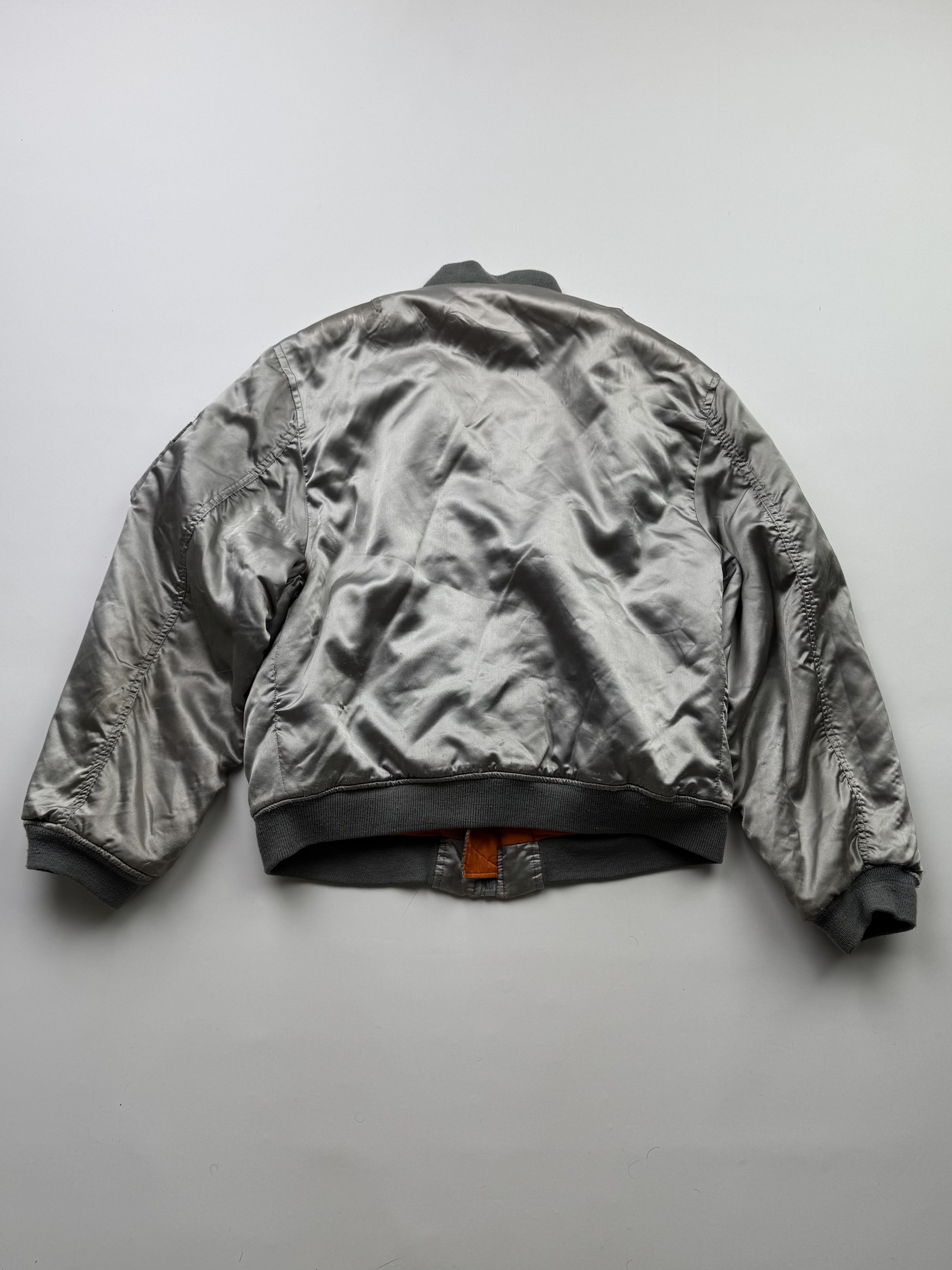 Japanese Brand Vintage Thrashed Bomber Jacket B764(V291)E2 Size US M / EU 48-50 / 2 - 12 Thumbnail