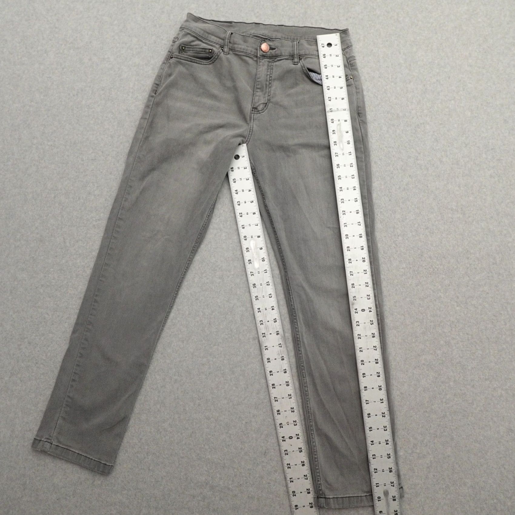 Vintage MUGSY Jeans Mens 30 (30X29) Gray Taper Stretch Tapered Leg Shirt Size US 30 / EU 46 - 3 Thumbnail