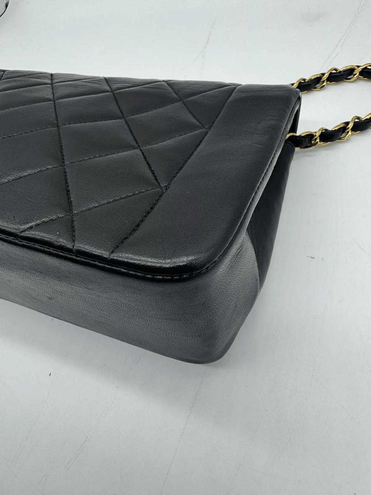 Chanel Chanel Black vintage lambskin small Diana flap bag Size ONE SIZE - 10 Thumbnail