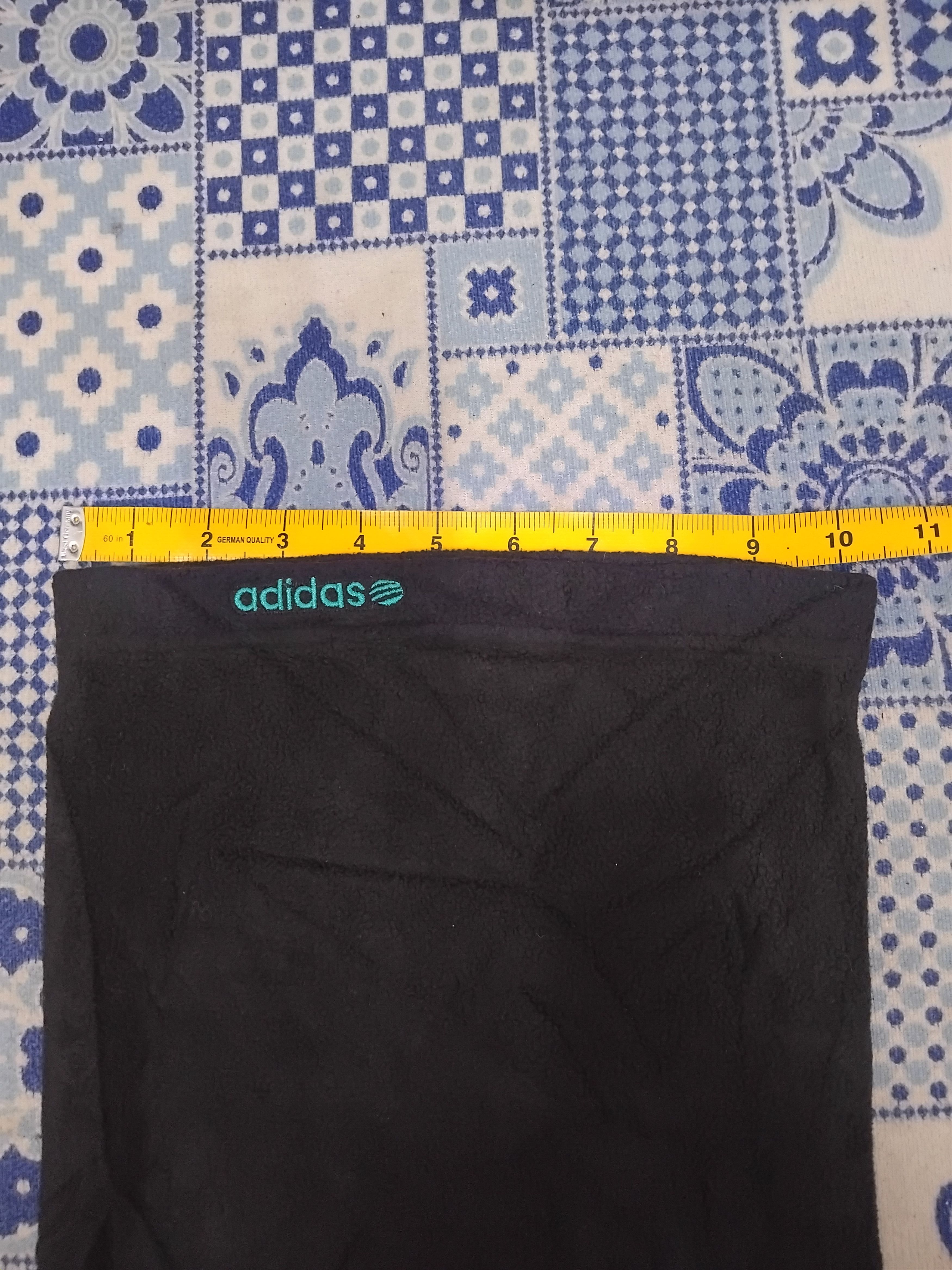 Adidas neo black colour head mask