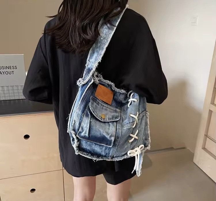 Japanese Brand Washed Denim Shoulder Bag Size ONE SIZE - 2 Thumbnail