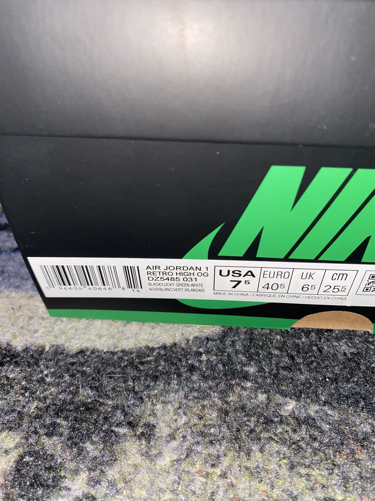 Jordan Brand × Nike Jordan 1 Retro High OG Lucky Green (7Y Grade School) Size US 8.5 / IT 38.5 - 8 Thumbnail