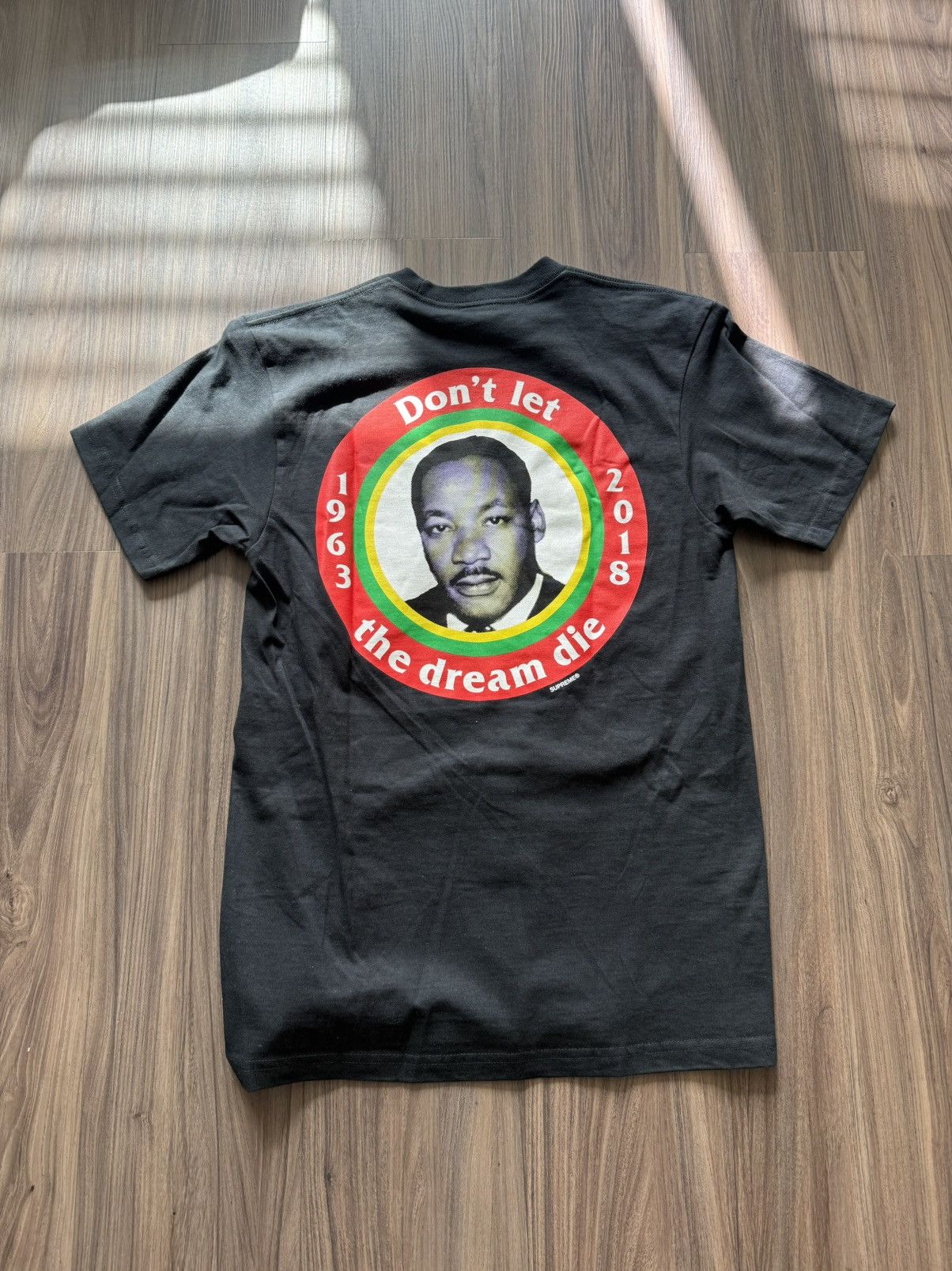 Supreme Supreme MLK Dream Tee Black Size S – Don’t Let the Dream Die Size US S / EU 44-46 / 1 - 4 Thumbnail