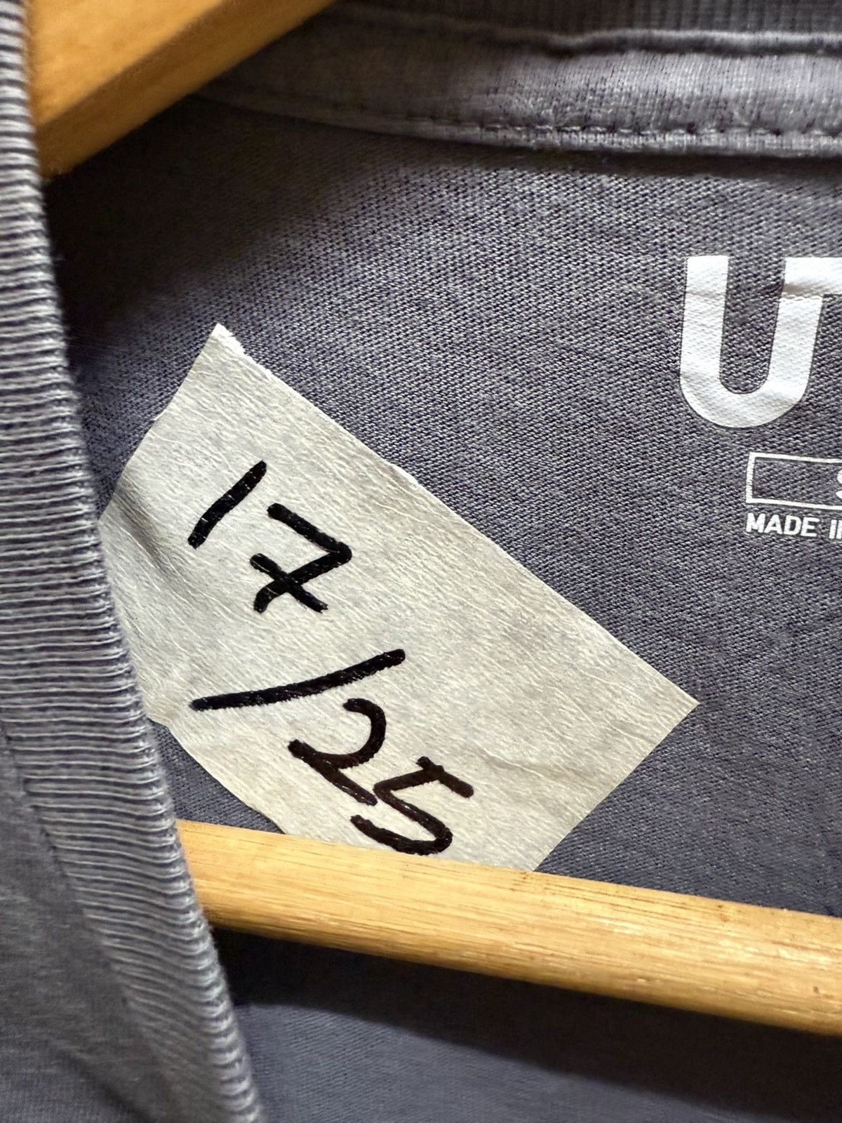 Anime Uniqlo X Gintama Japanese Anime Tshirt Size US XS / EU 42 / 0 - 10 Thumbnail