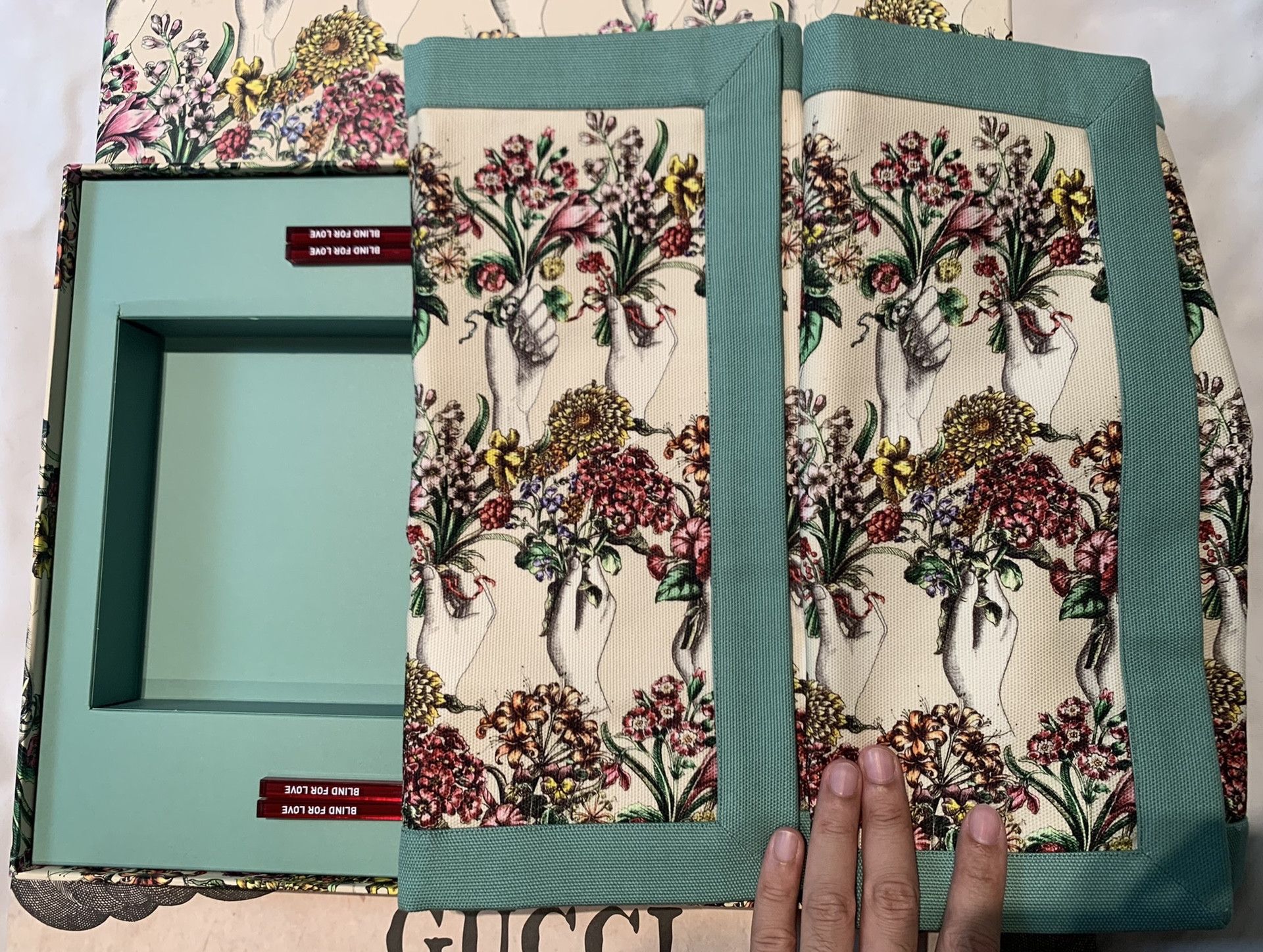 Gucci Gucci New Chopsticks Mat Set Box 2501-Nextarrow Size ONE SIZE - 3 Thumbnail