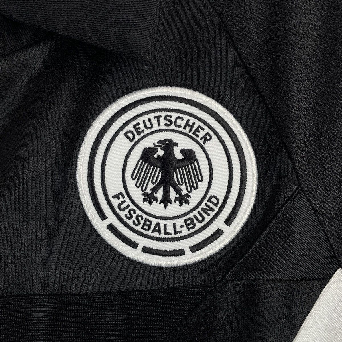 Adidas Germany Adidas Genuine Retro Polo T-Shirt Jersey size S Size US S / EU 44-46 / 1 - 5 Thumbnail
