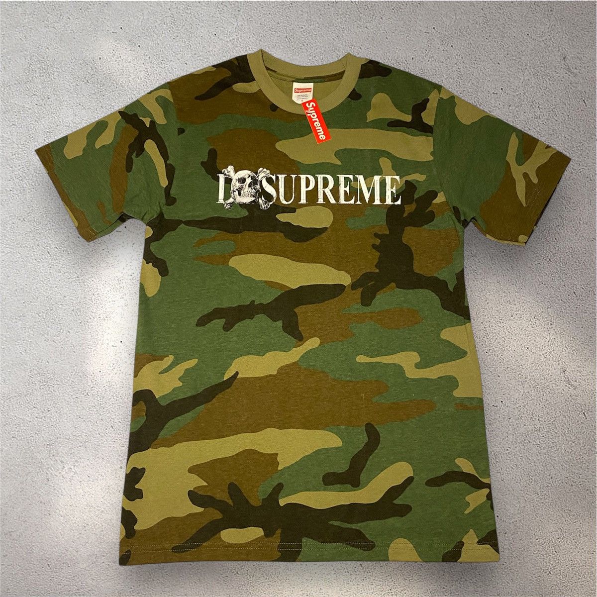 Supreme Supreme T shirt Camoflauge Size US S / EU 44-46 / 1 - 1 Thumbnail