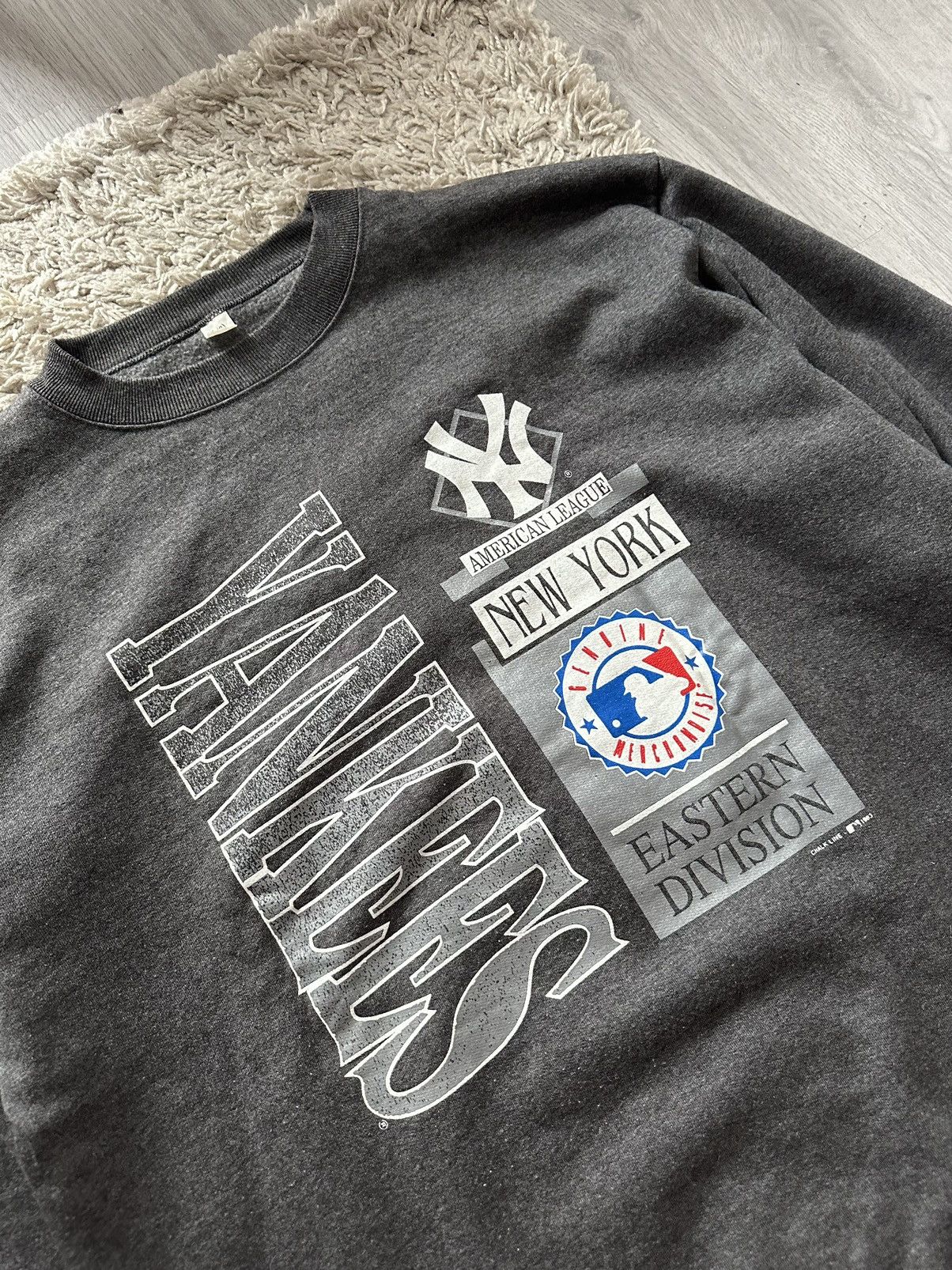 MLB New York Yankees Crewneck Sweatshirt MLB 1993 Vintage Grey Size US L / EU 52-54 / 3 - 3 Thumbnail