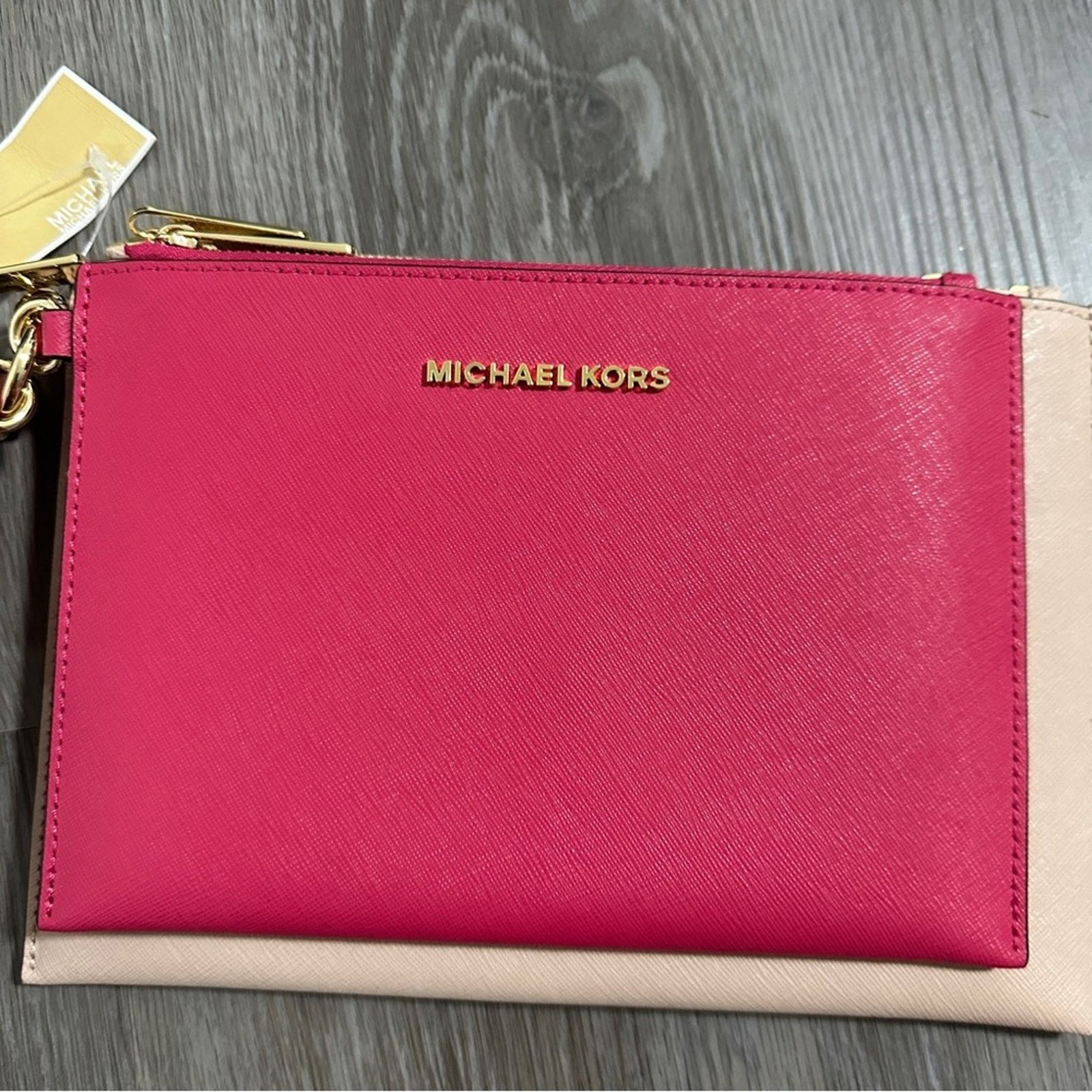 Michael Kors Michael Kors Jet Set Travel Trio 3 in 1 Wristlet NEW Size ONE SIZE - 3 Thumbnail