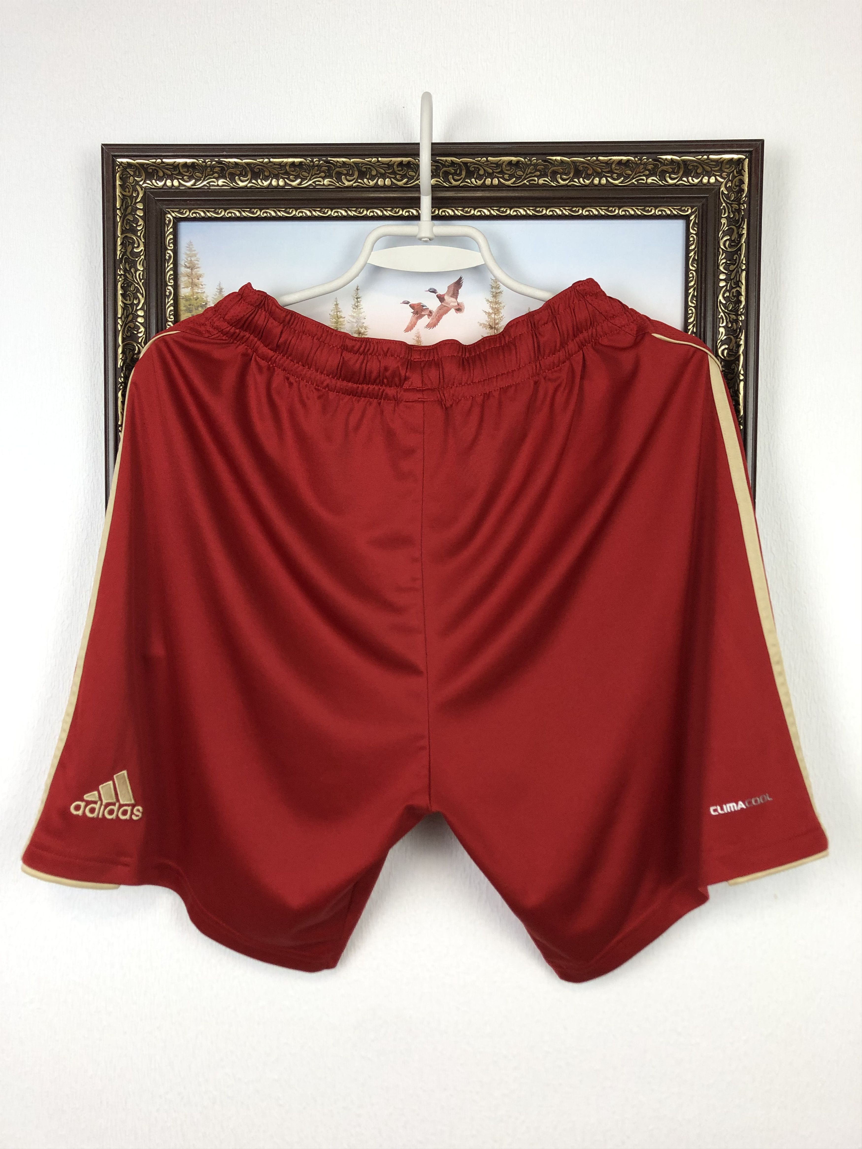 Adidas Vintage Adidas Bayern Munich Football Shorts Soccer M Size US 32 / EU 48 - 11 Thumbnail
